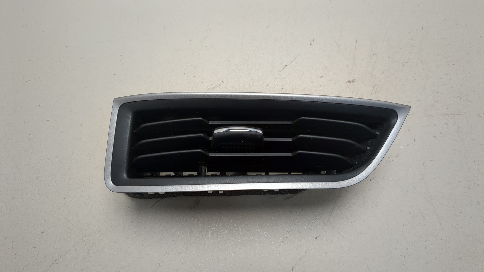 Дефлектор воздушный