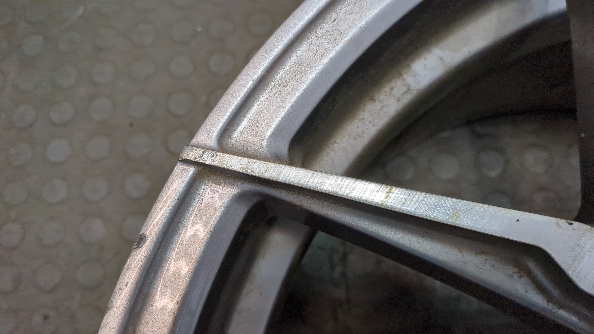 Диск колесный литой легкий сплав