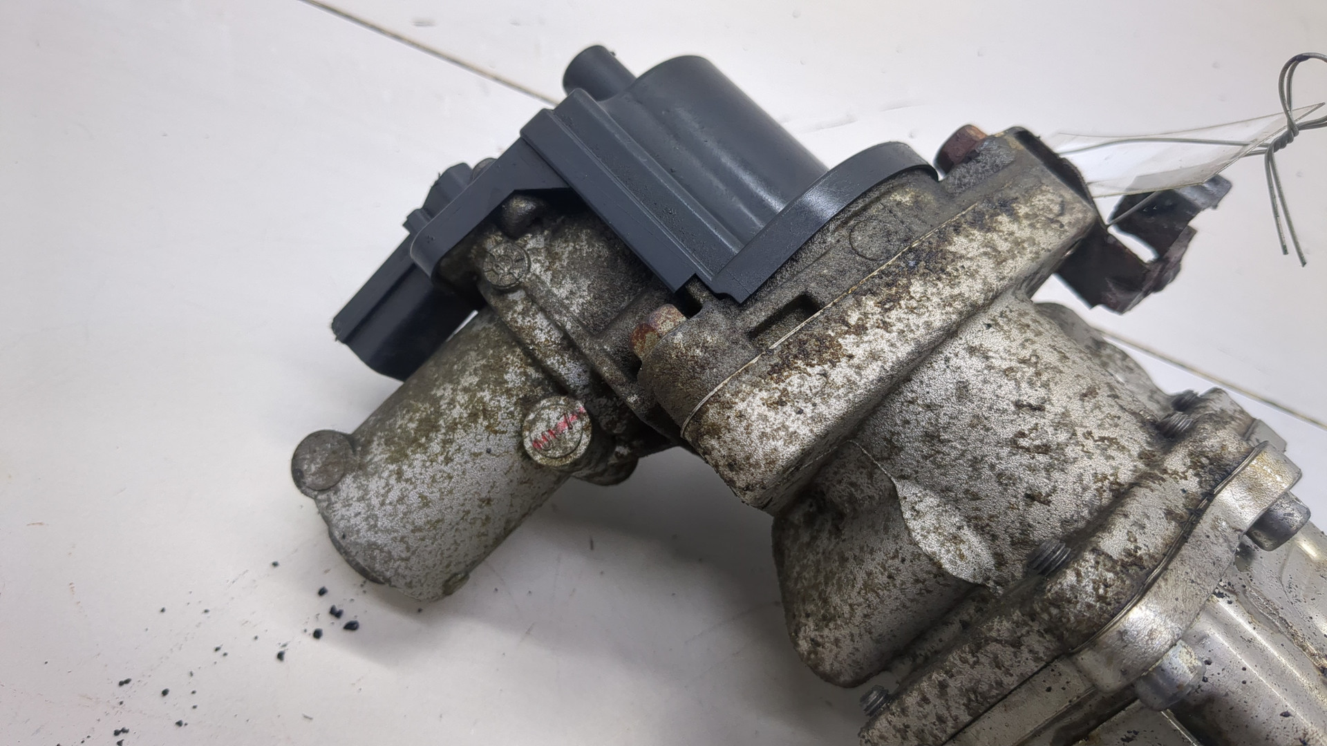 Клапан рециркуляции выхлопных газов (EGR)