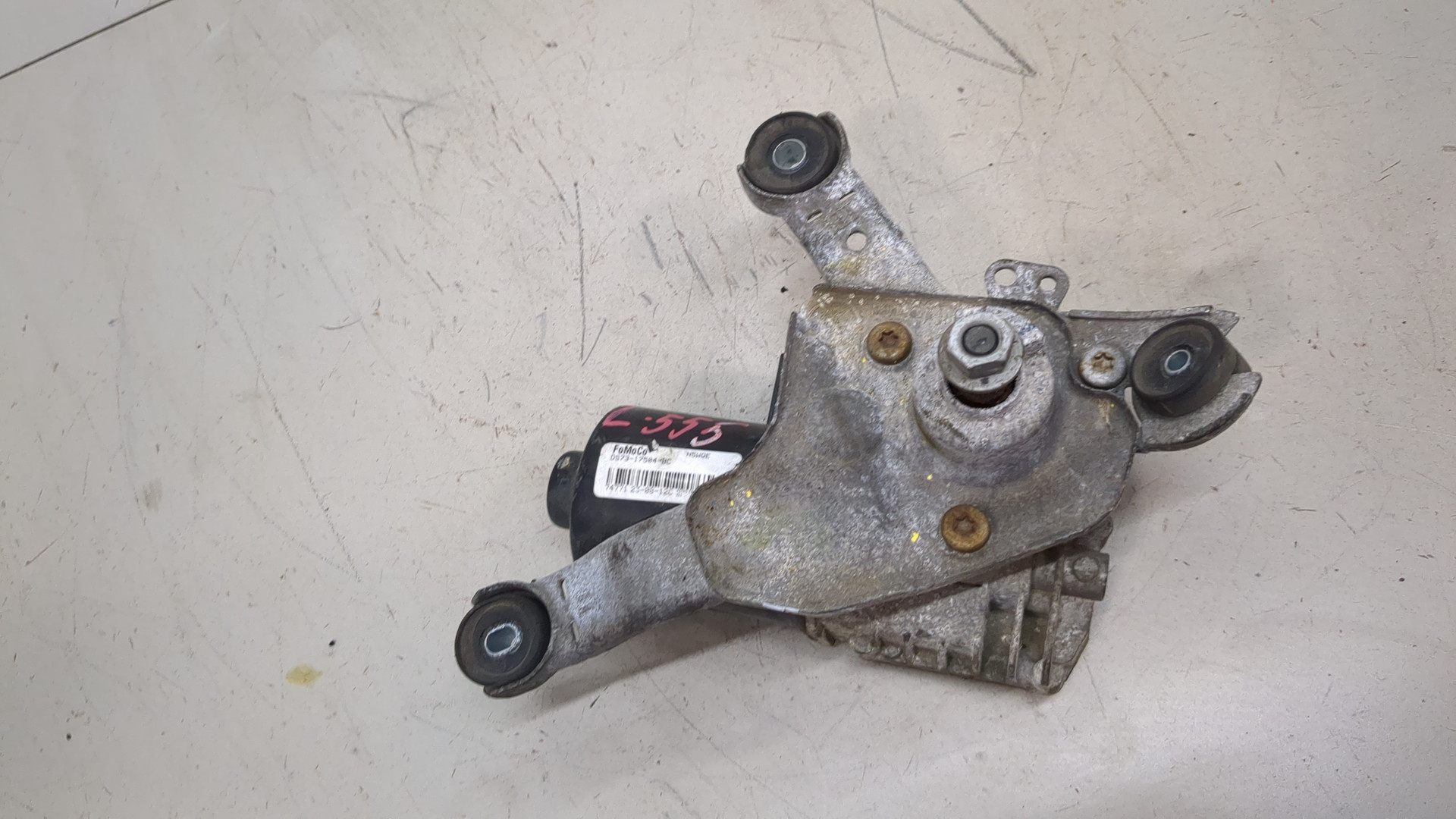 Трапеция стеклоочистителей