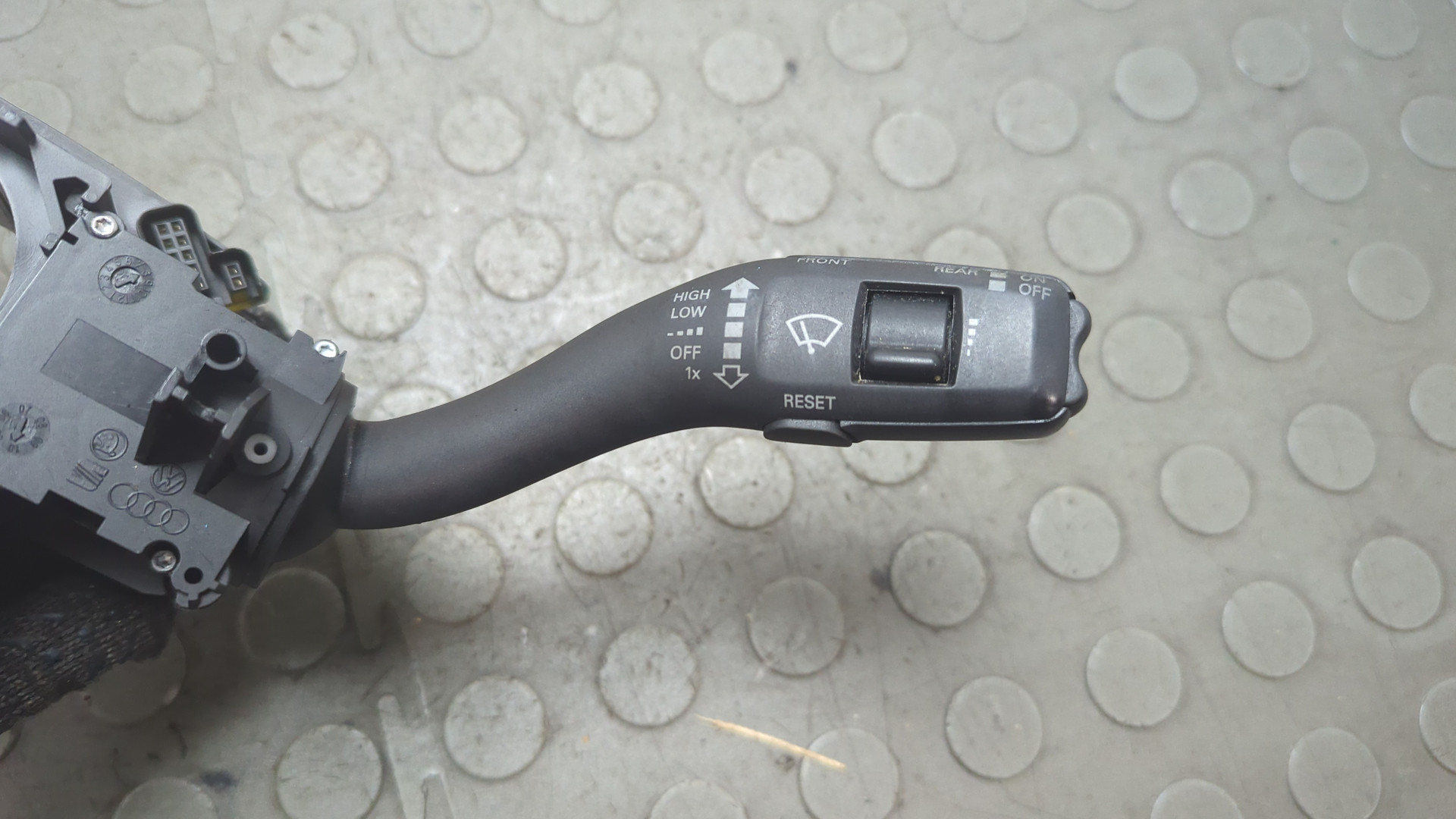 Переключатель подрулевой