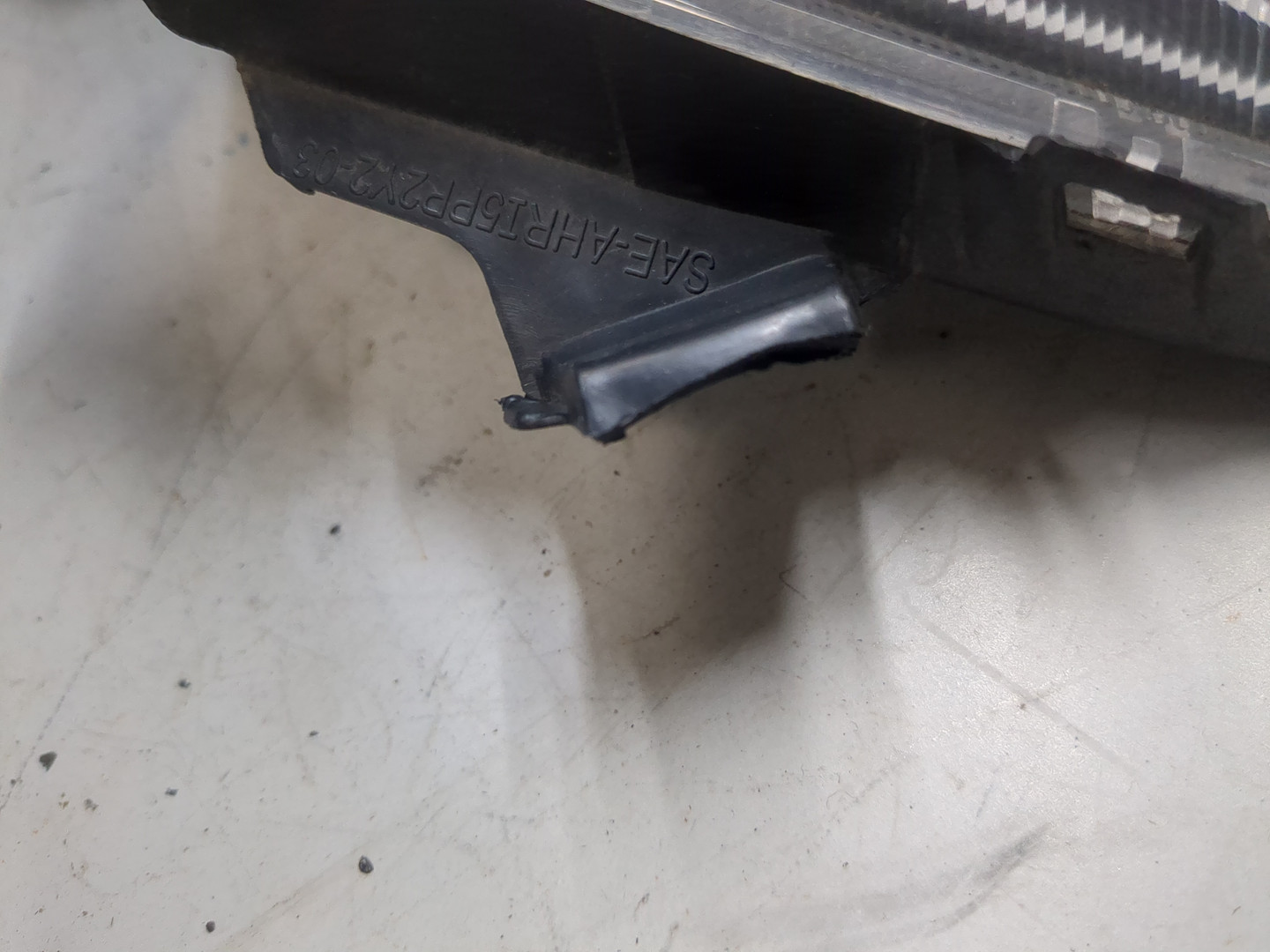 Фара правая