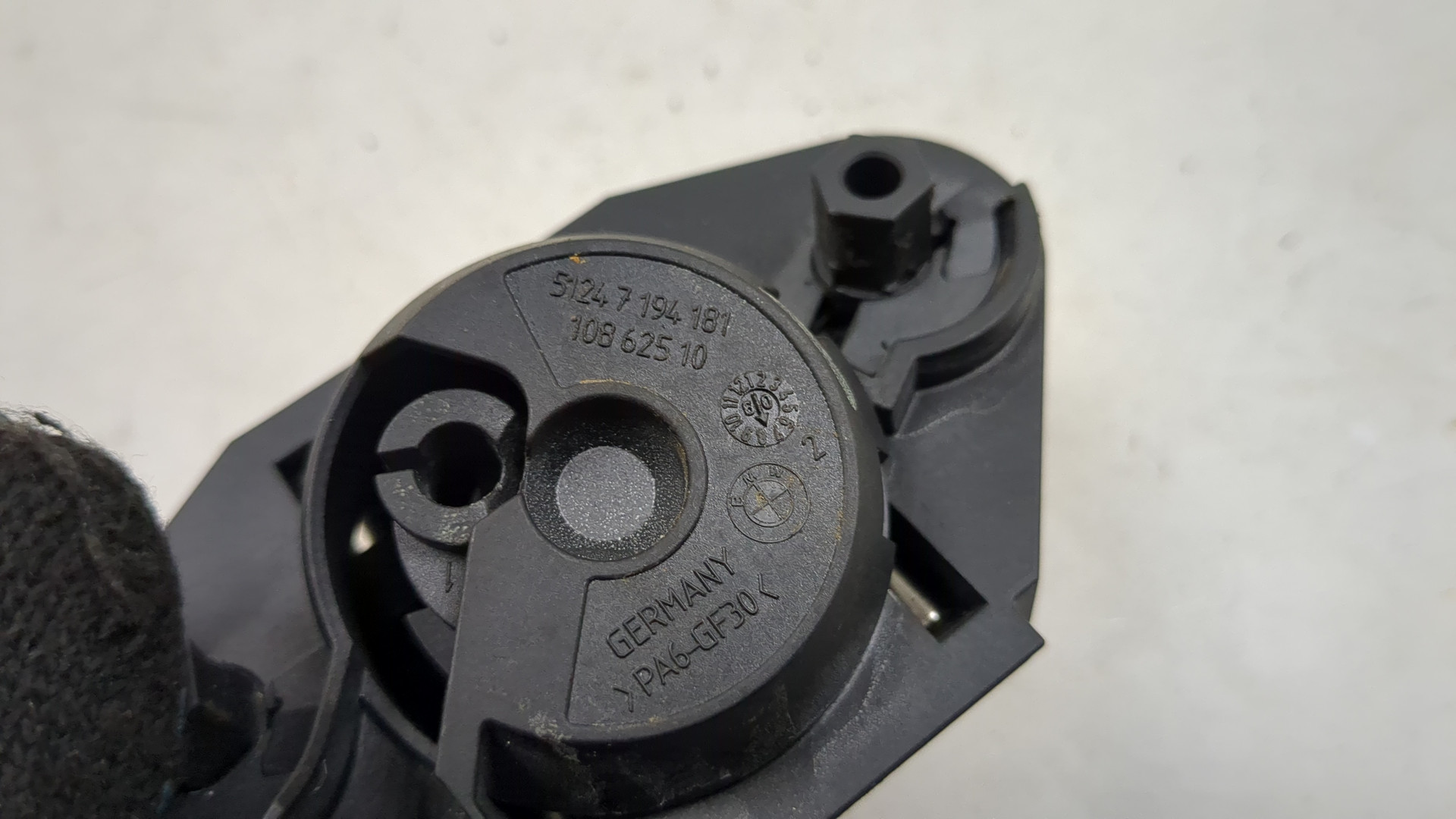 Вставка замка двери