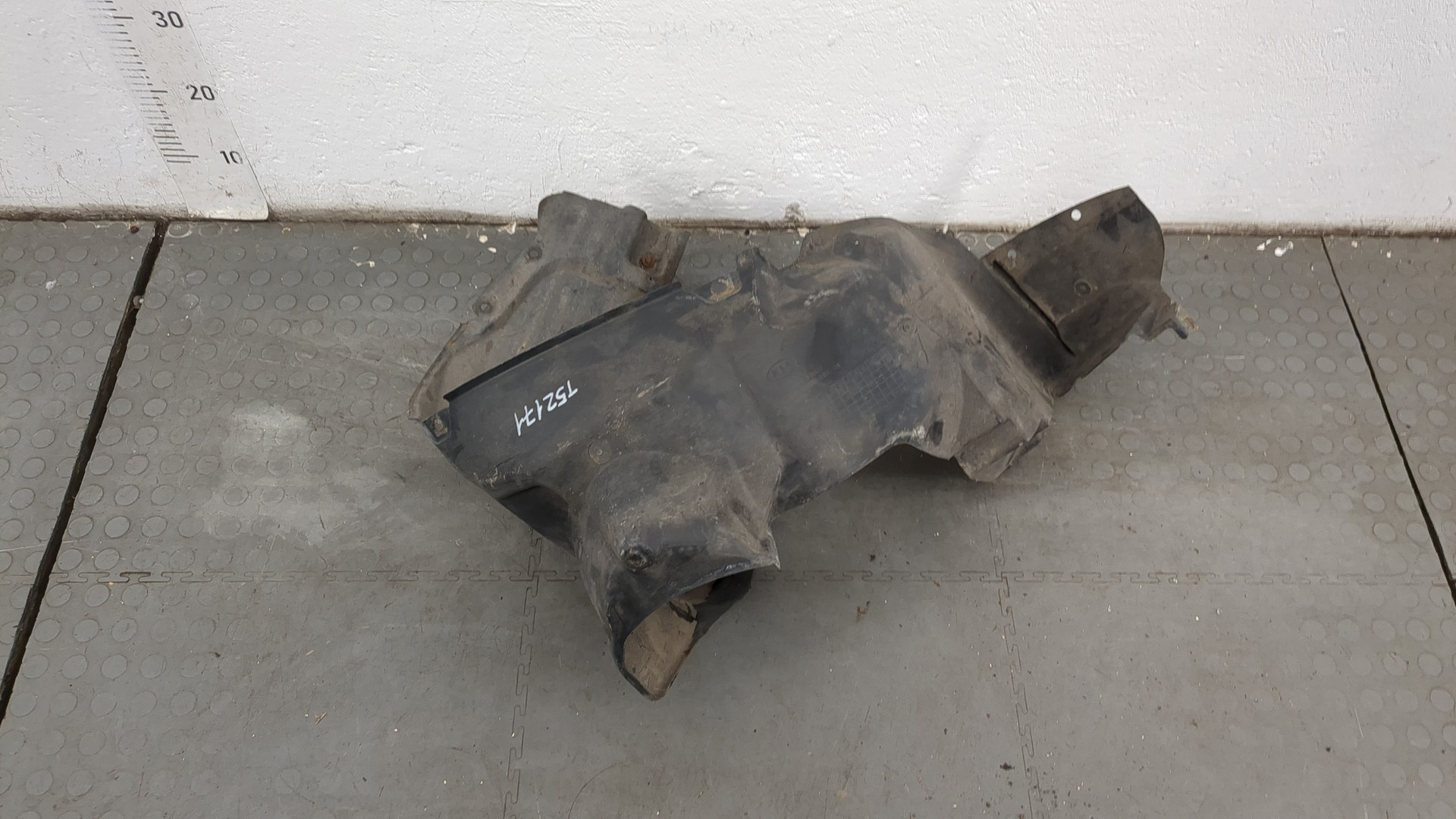 Локер передний левый