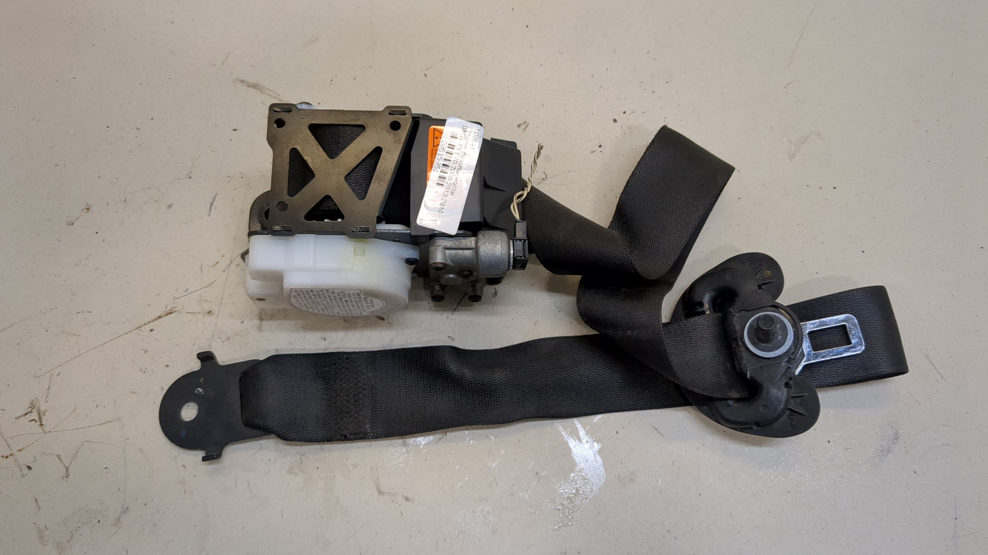 Ремень безопасности