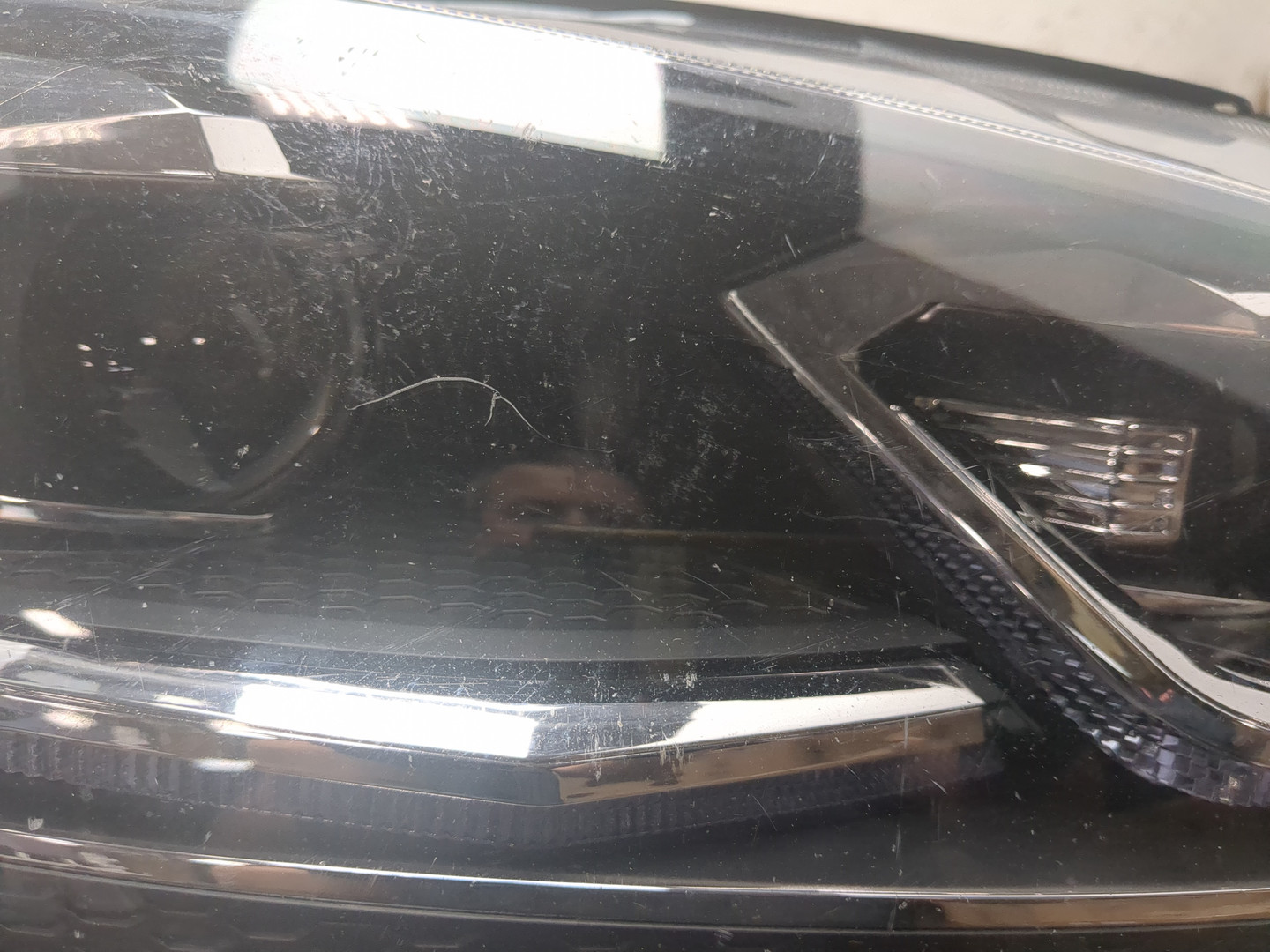 Фара правая