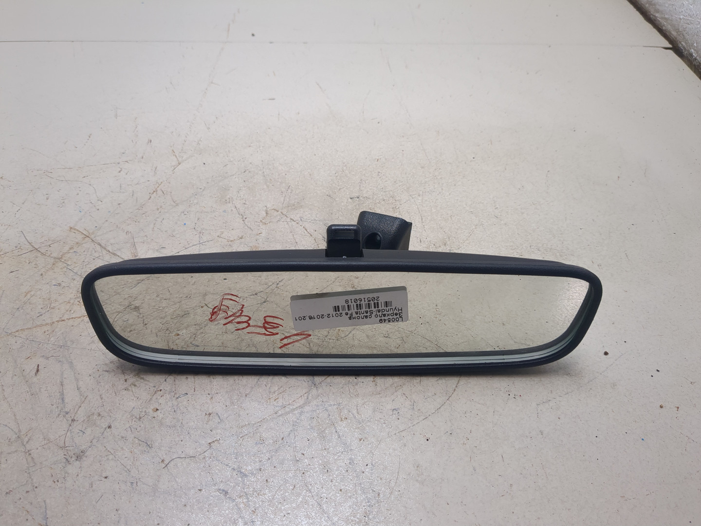 Зеркало заднего вида