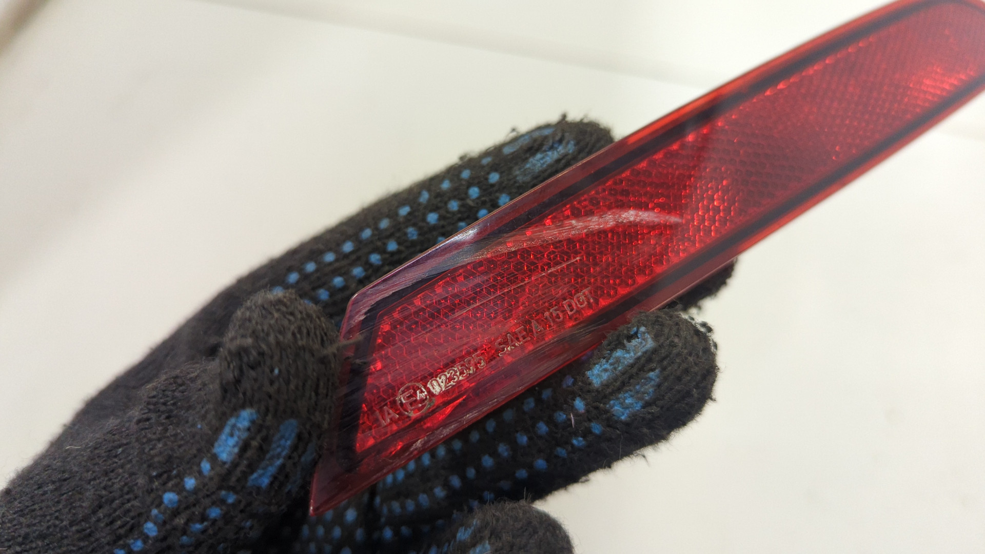 Отражатель в бампер задний правый