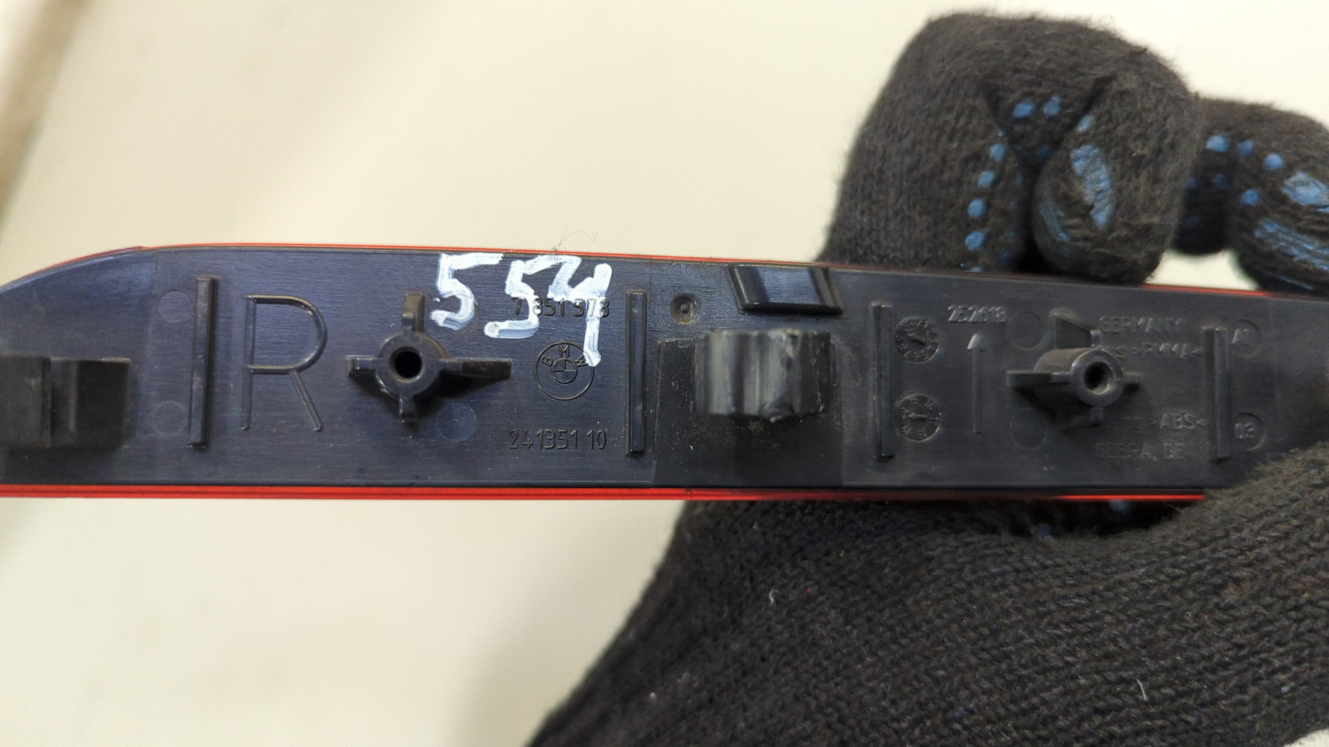 Отражатель в бампер задний правый