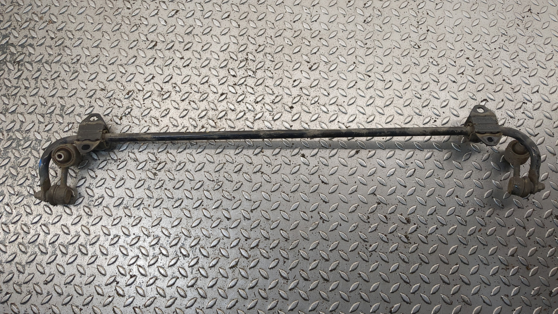 Стабилизатор задний