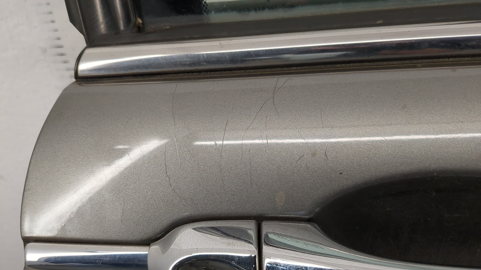 Дверь задняя правая