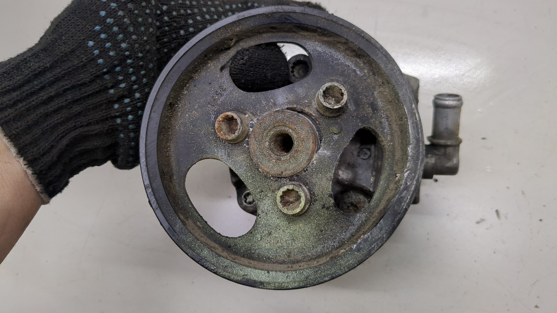 Насос ГУР (гидроусилитель руля)