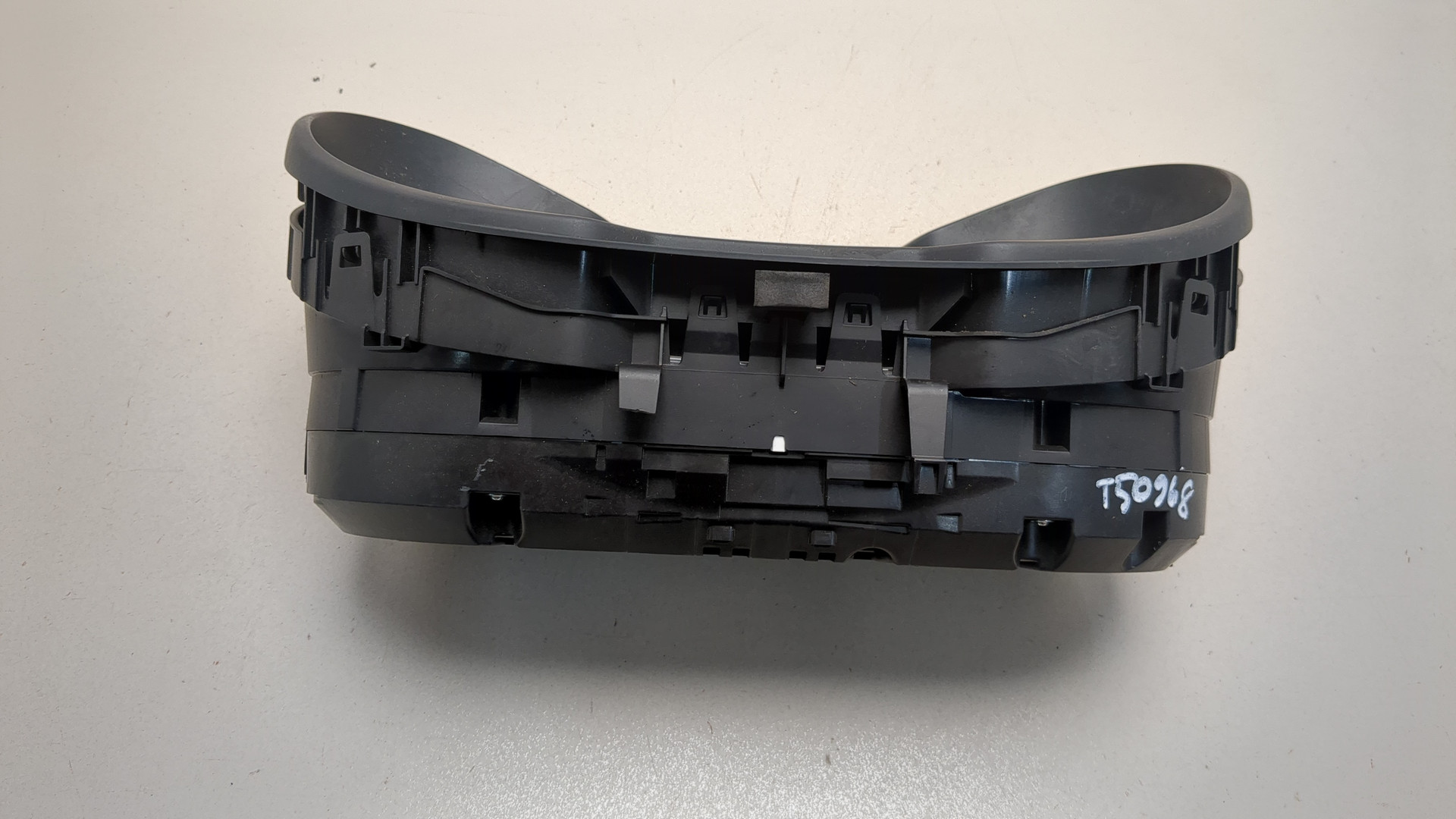 Панель приборов