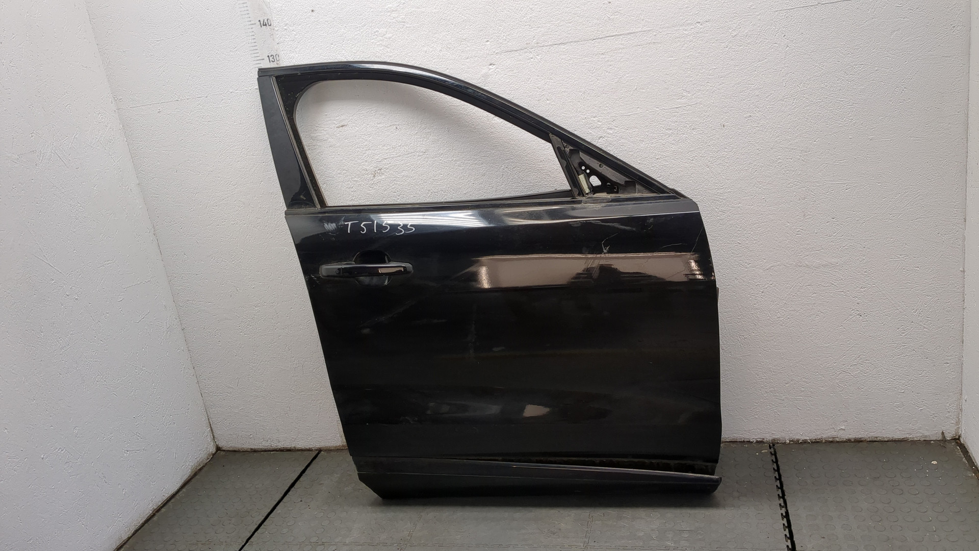 Дверь передняя правая