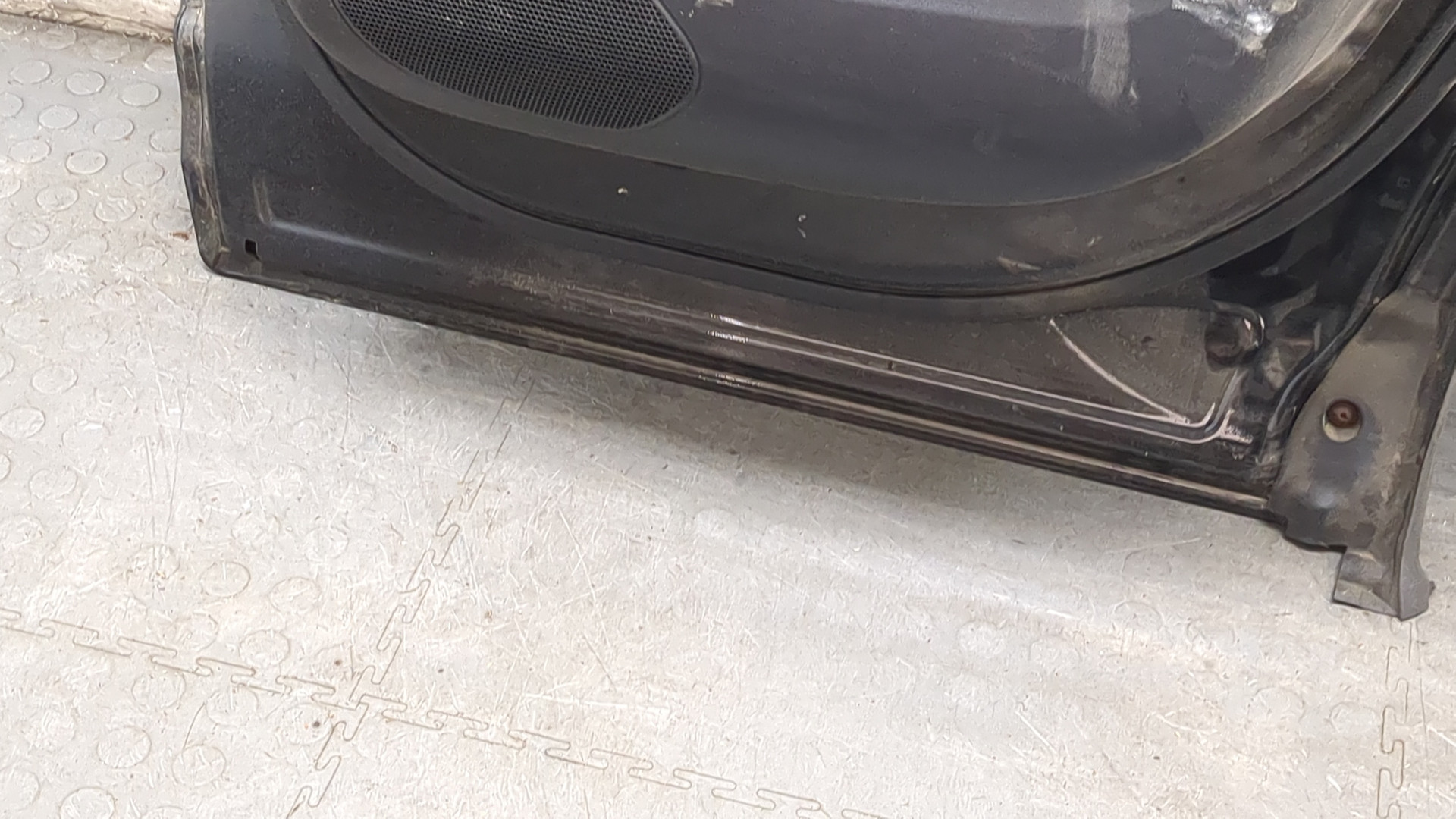 Дверь задняя правая