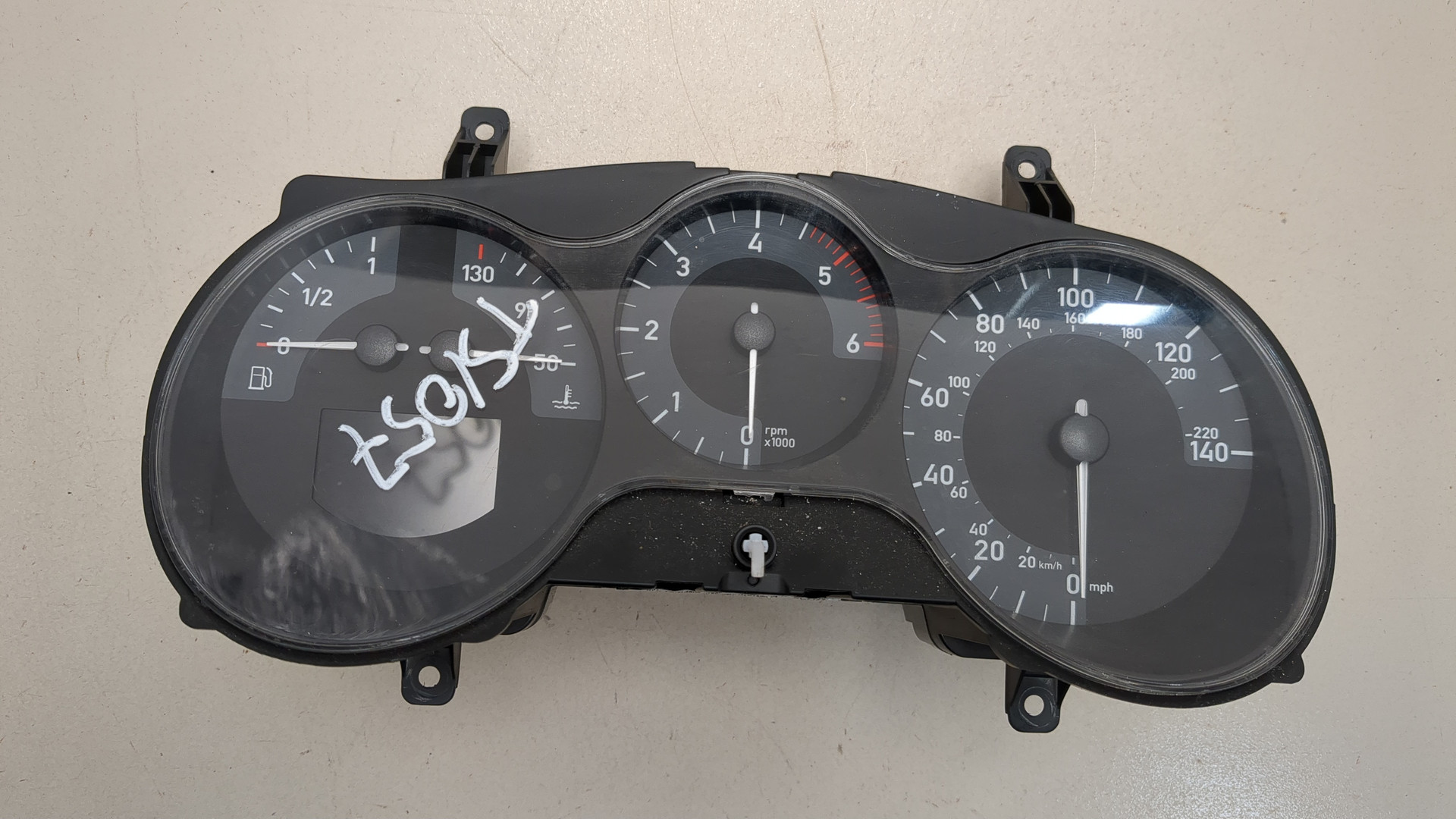 Панель приборов