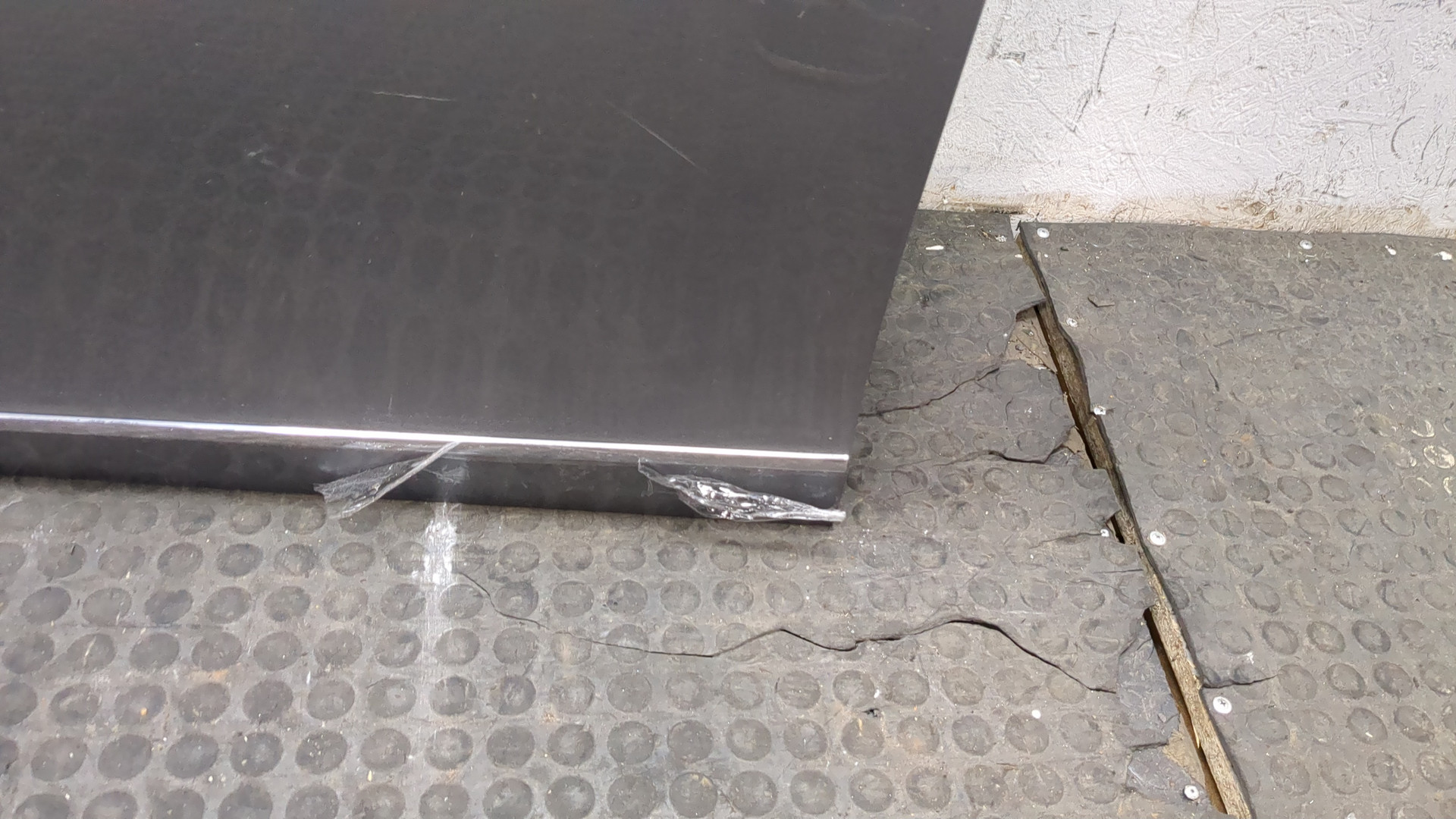 Дверь передняя левая