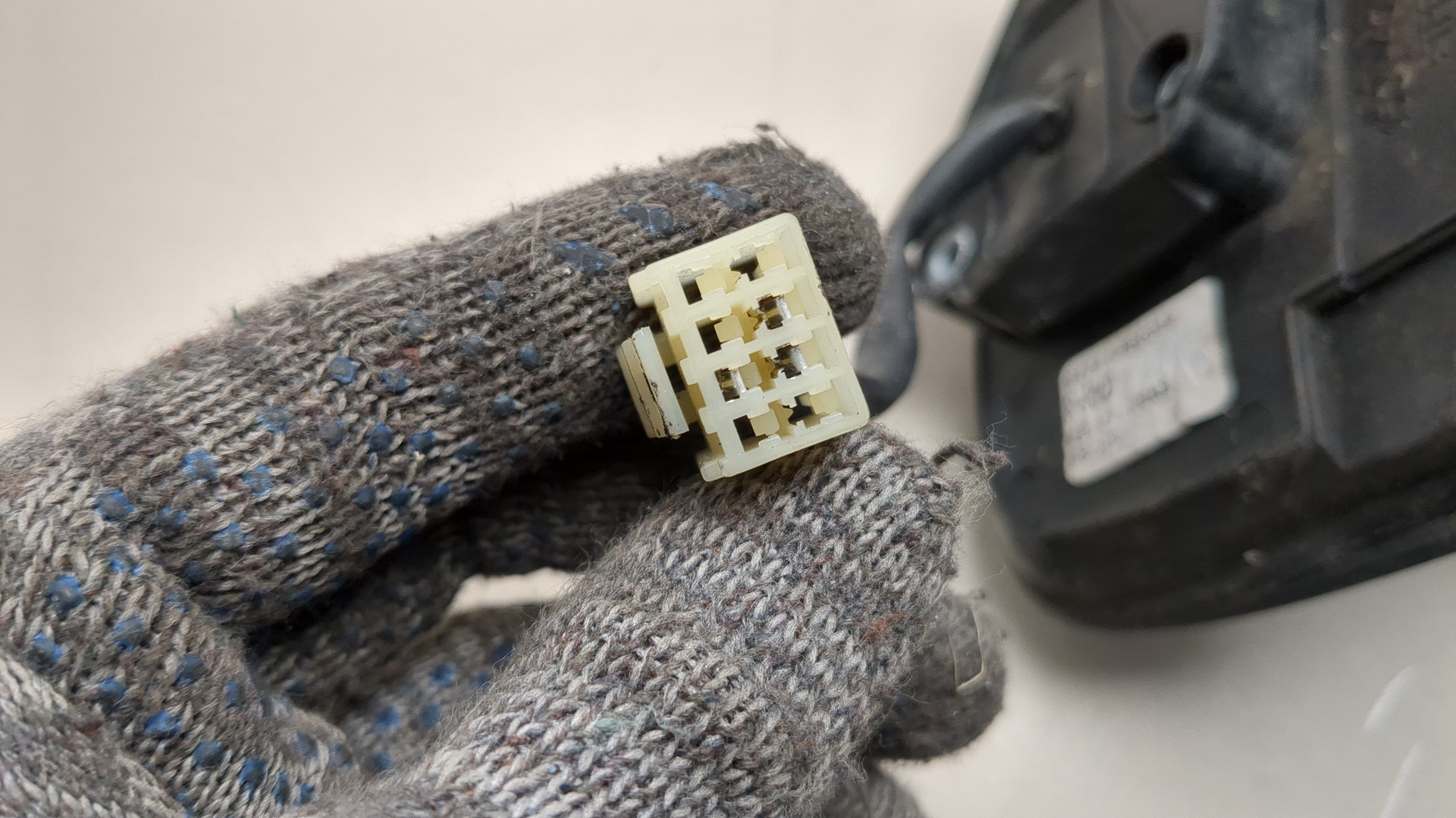 Зеркало правое электрическое