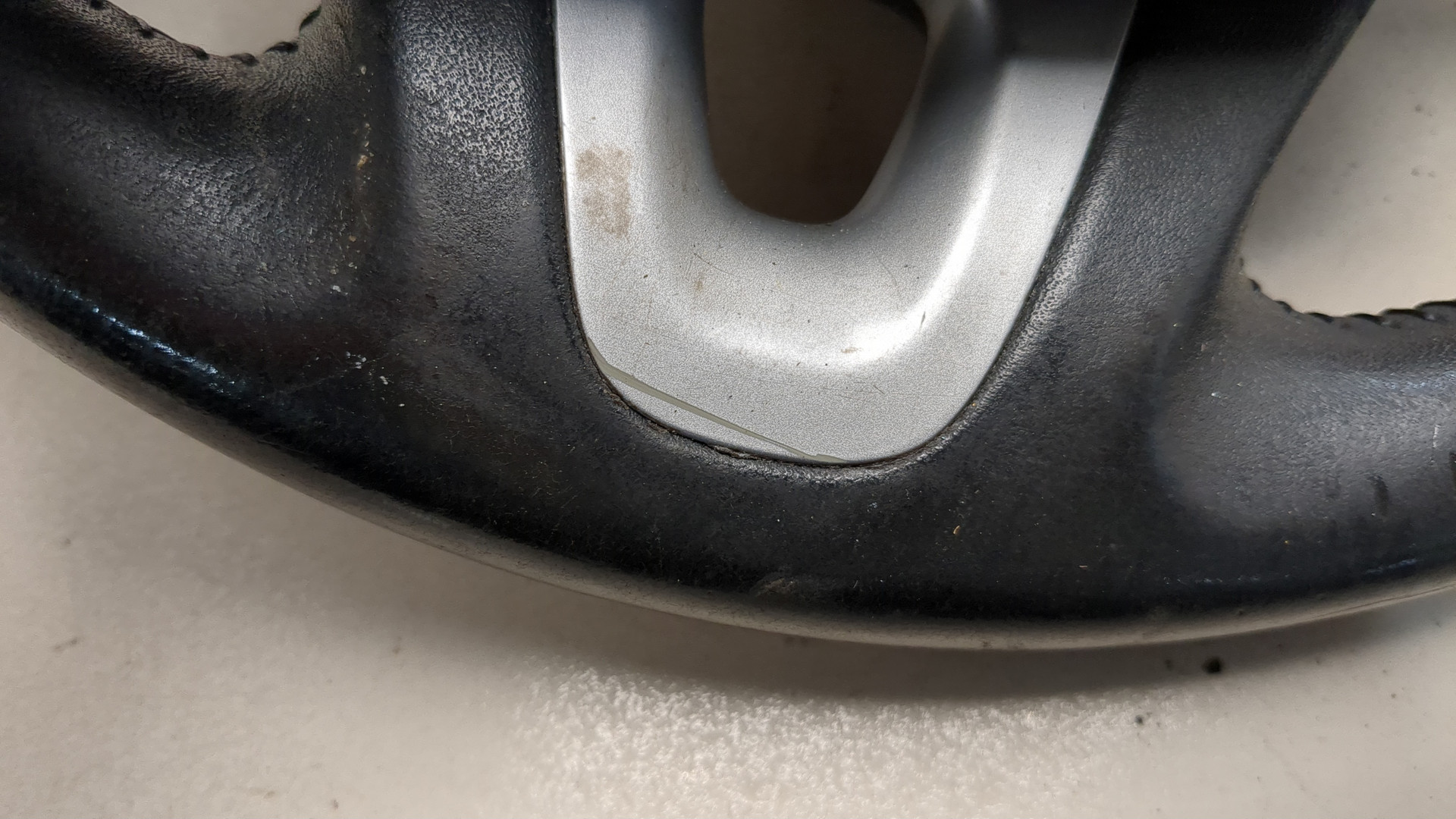 Рулевое колесо (руль)