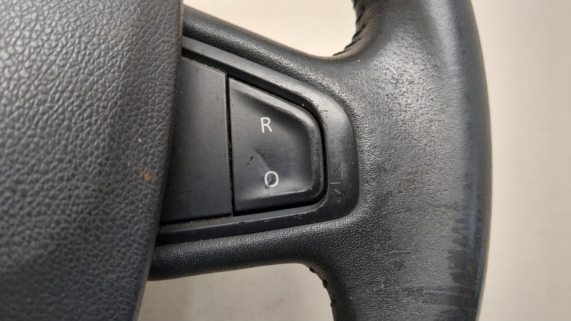 Рулевое колесо (руль)