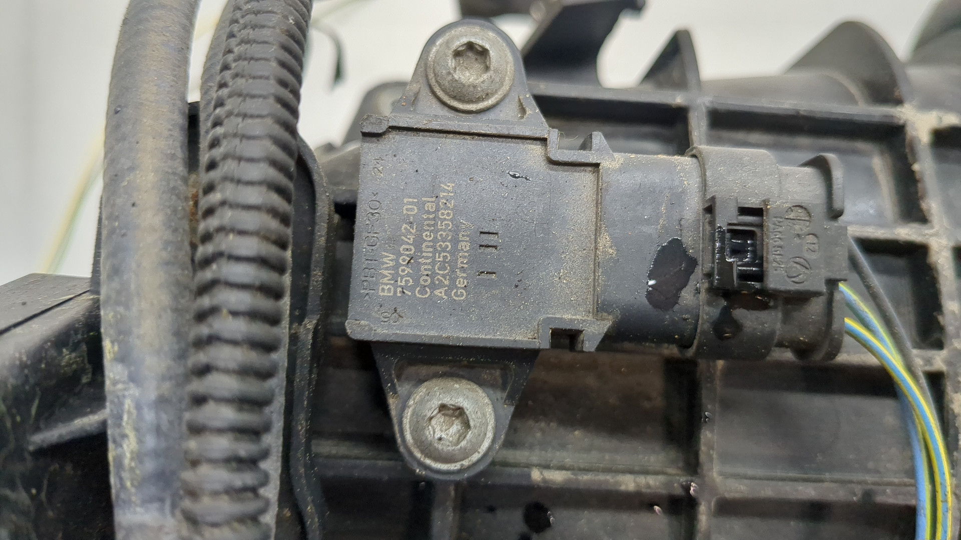 Коллектор впускной