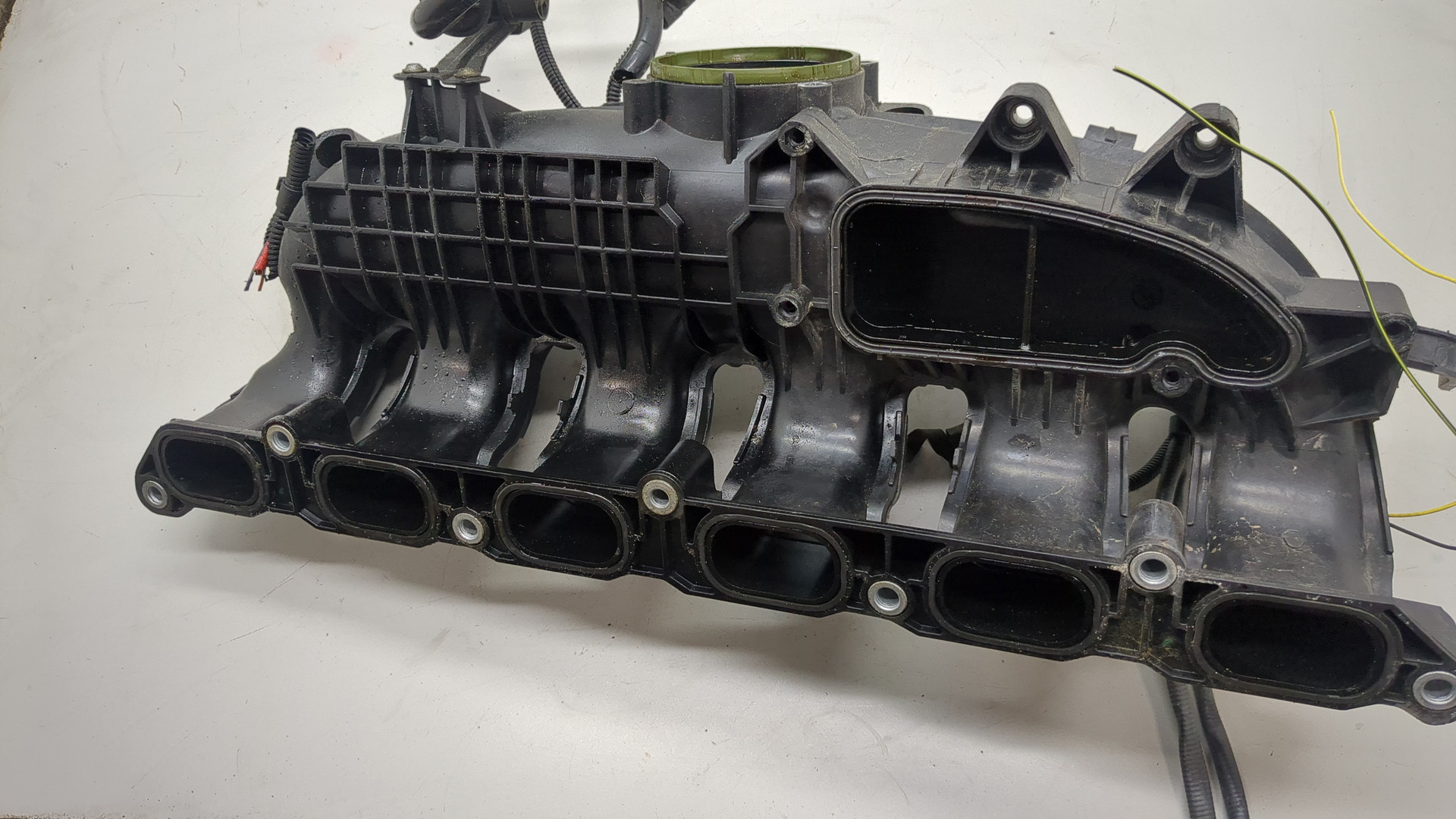 Коллектор впускной