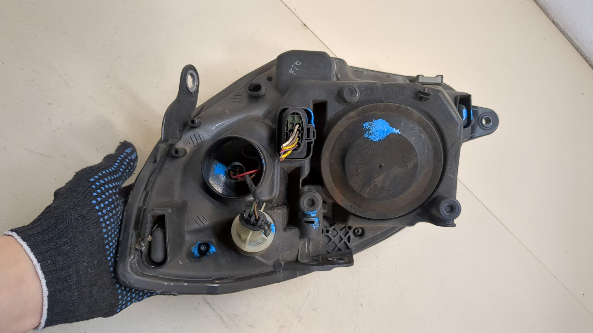 Фара правая