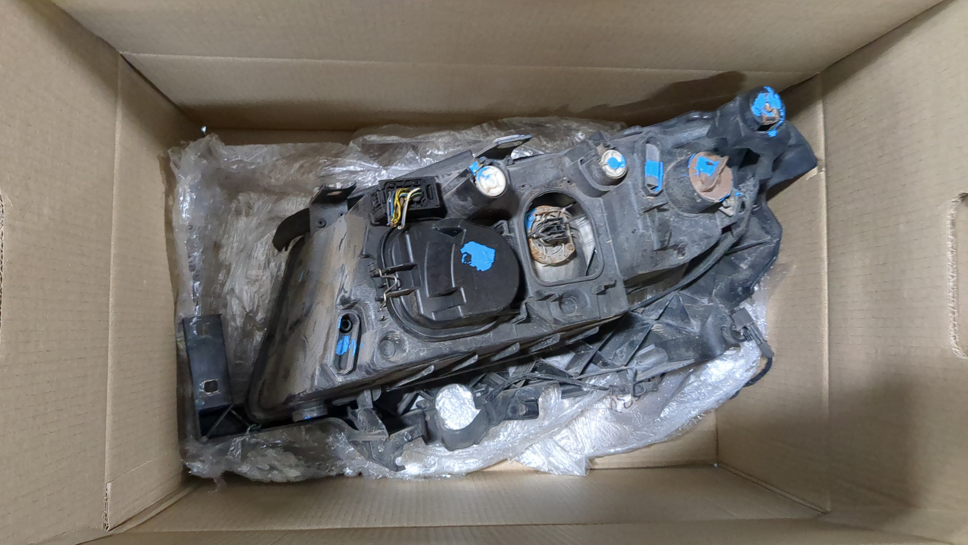 Фара правая