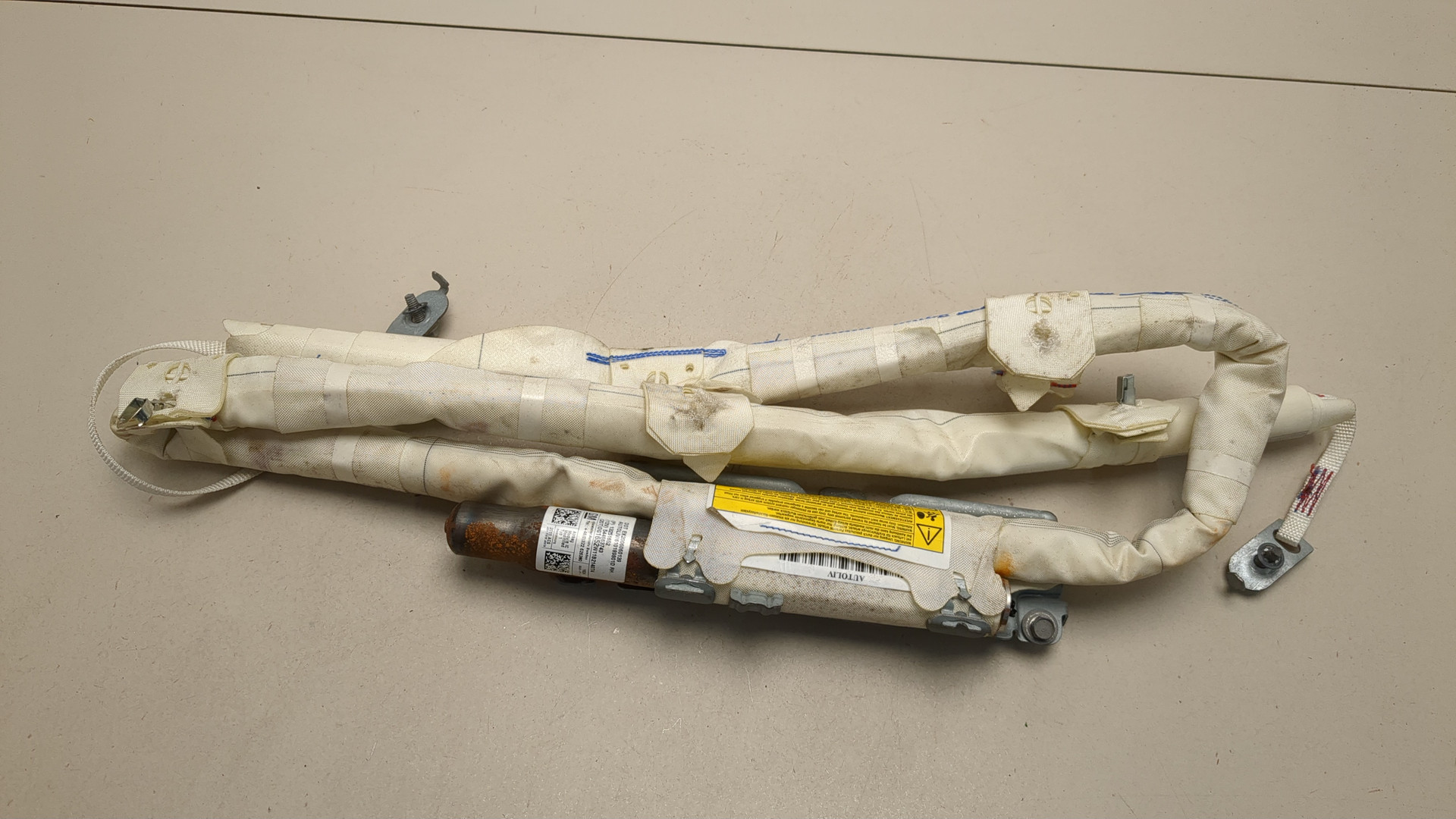 Подушка безопасности боковая (шторка)