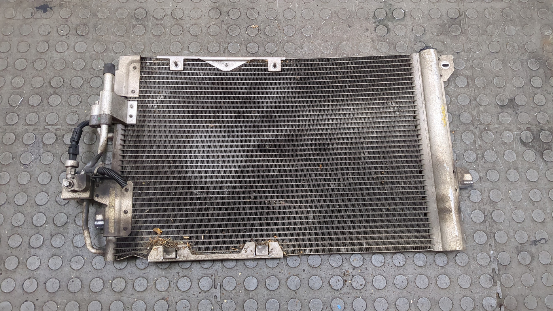 Радиатор кондиционера / конденсер