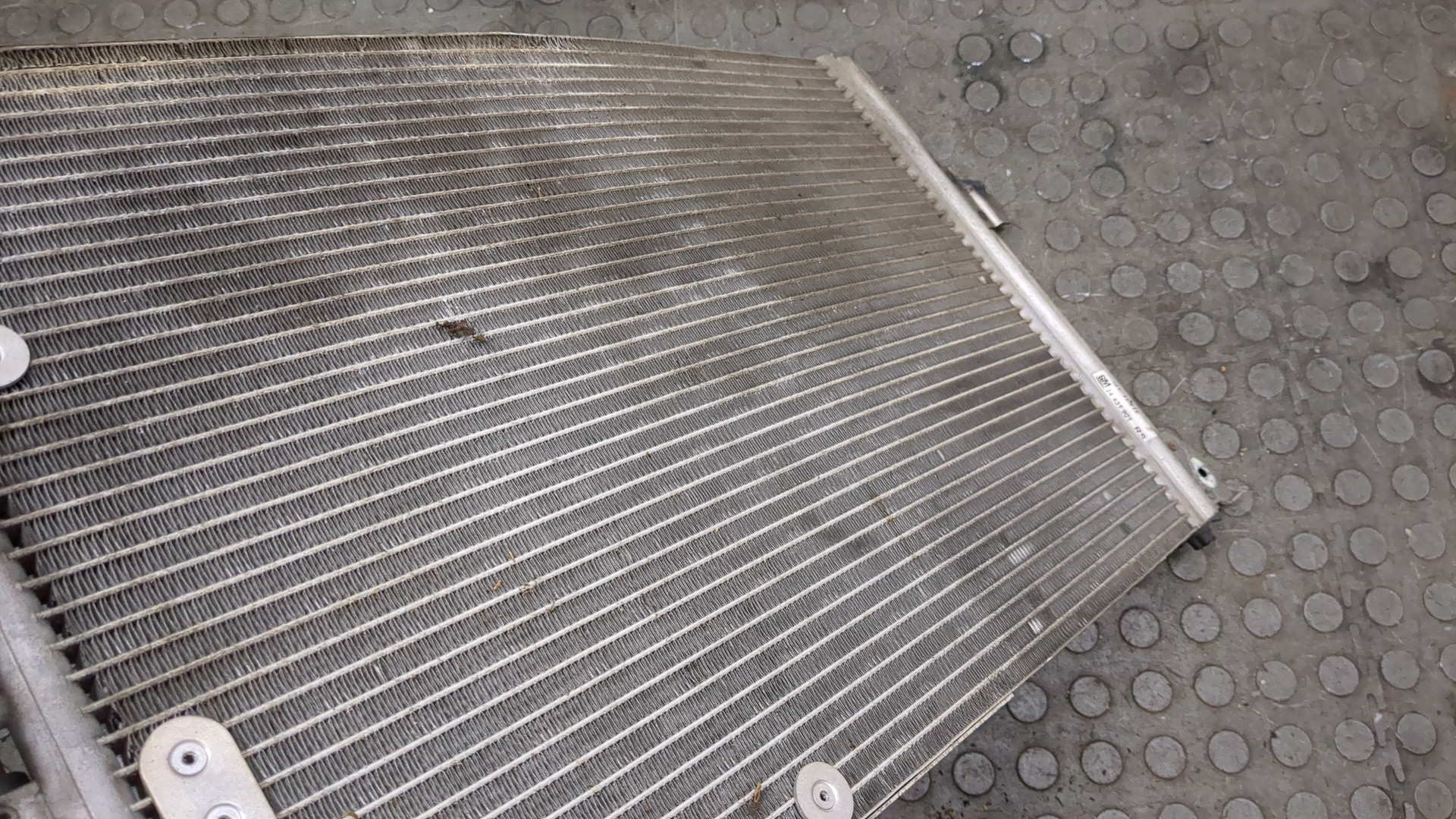 Радиатор кондиционера / конденсер