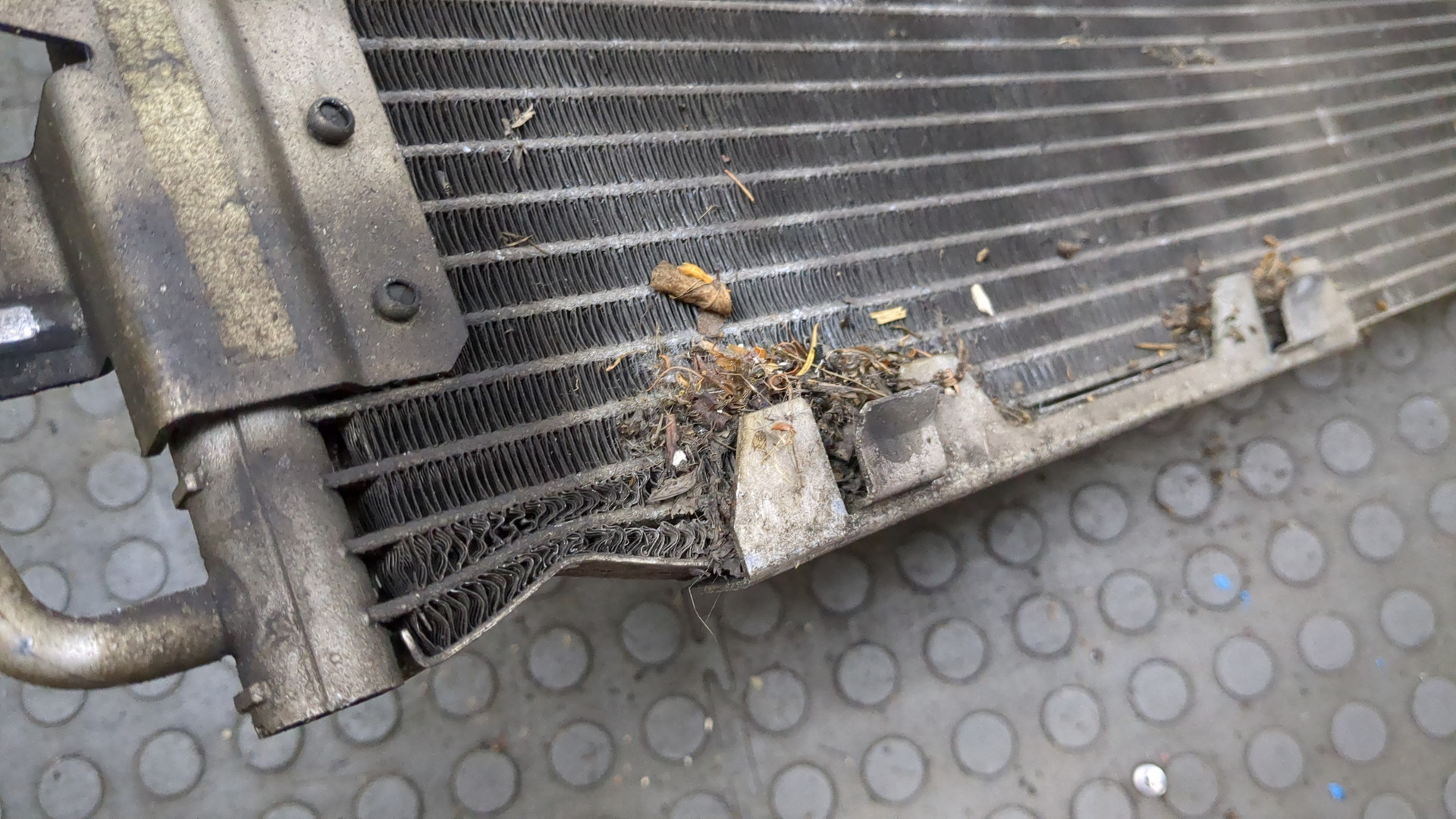 Радиатор кондиционера / конденсер