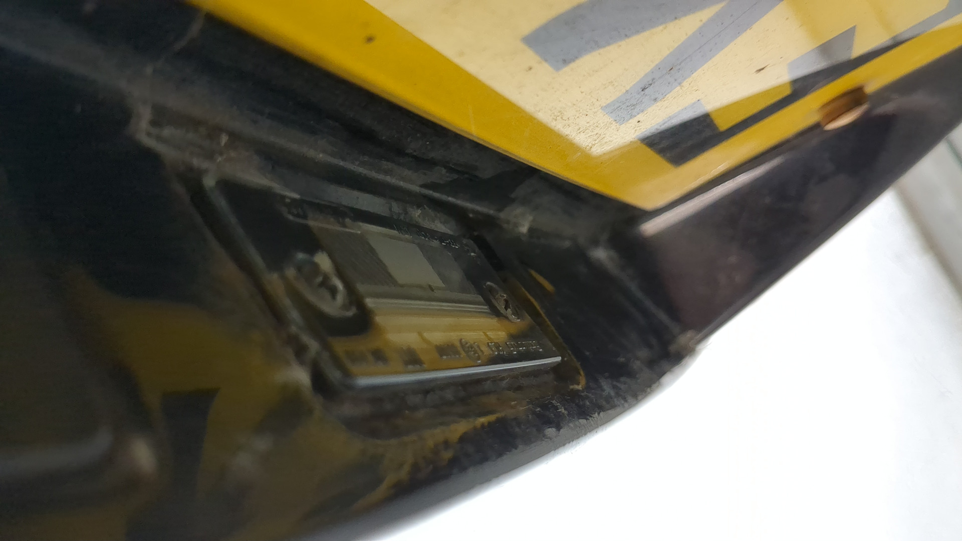 Дверь багажника