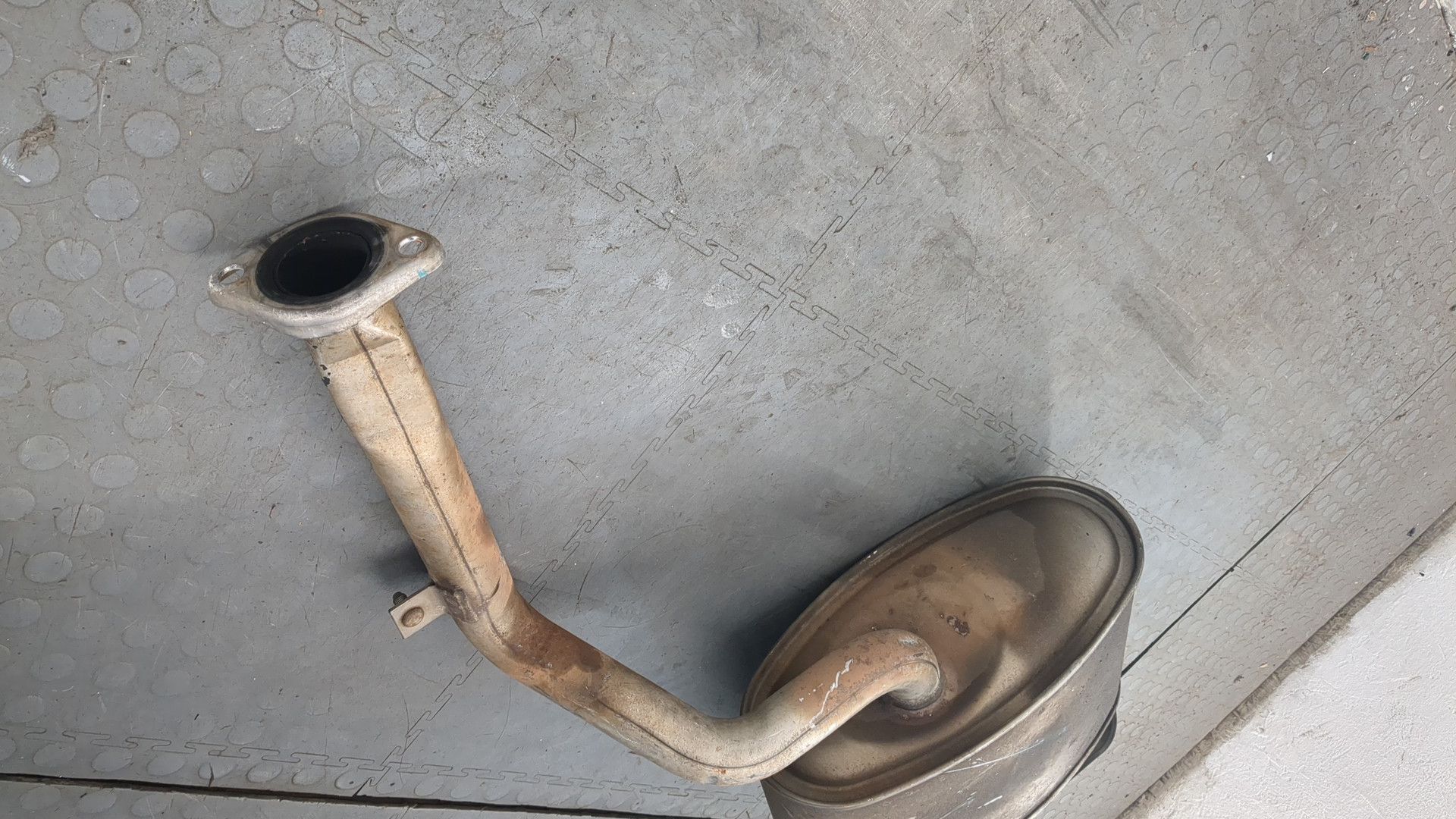 Глушитель задняя часть