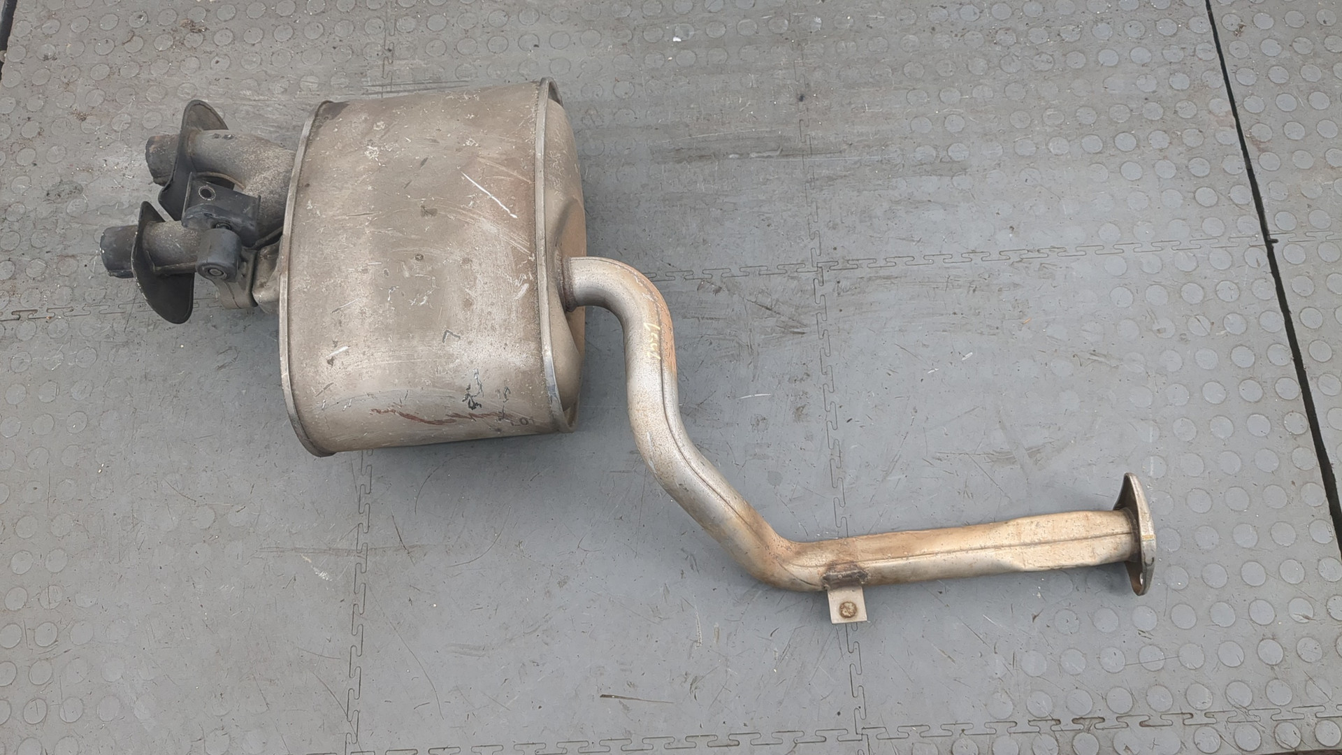 Глушитель задняя часть