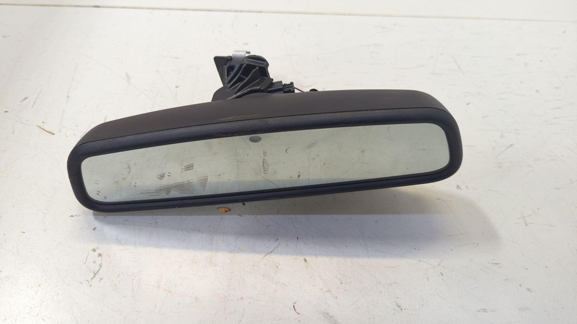 Зеркало заднего вида