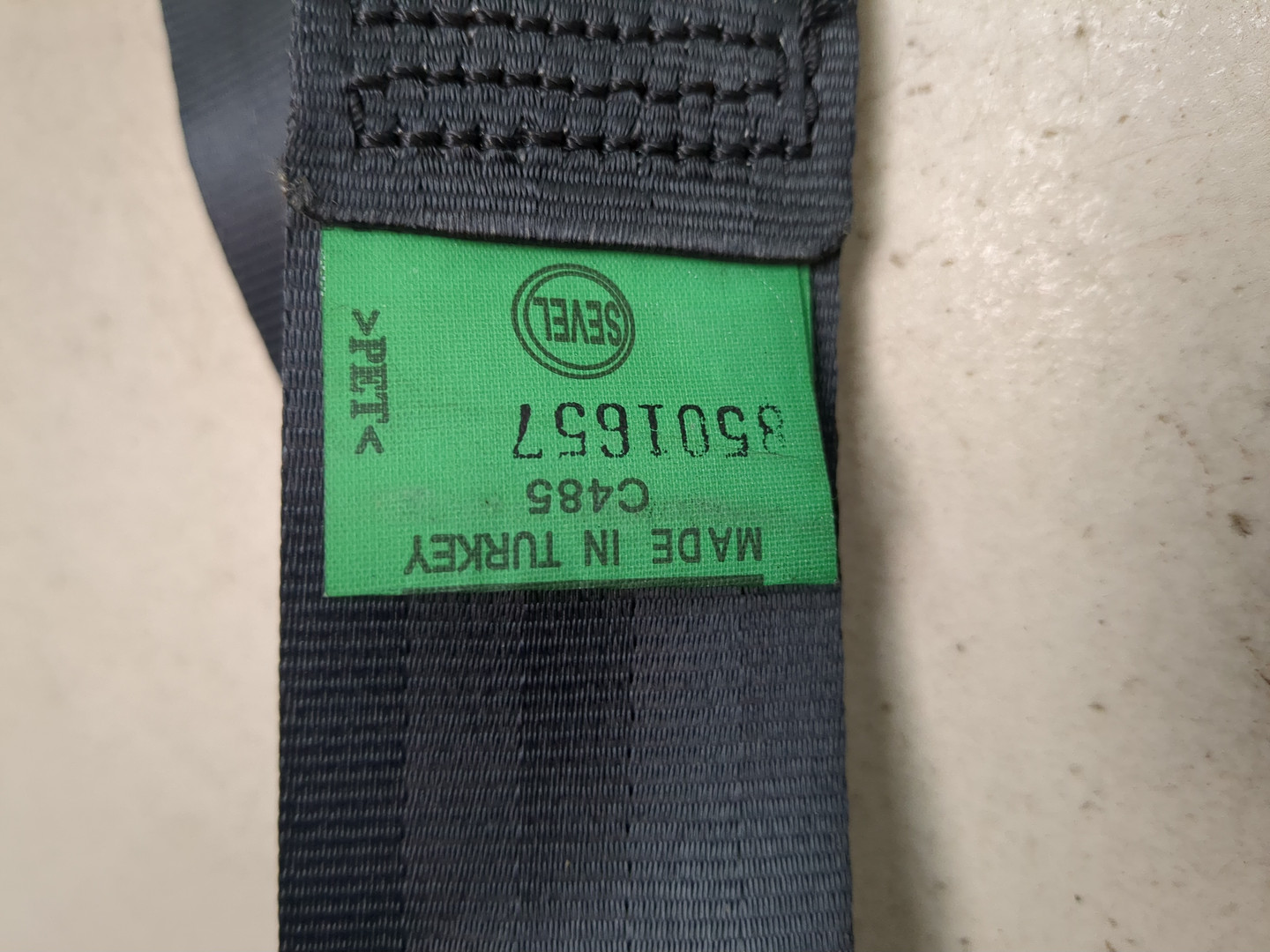 Ремень безопасности