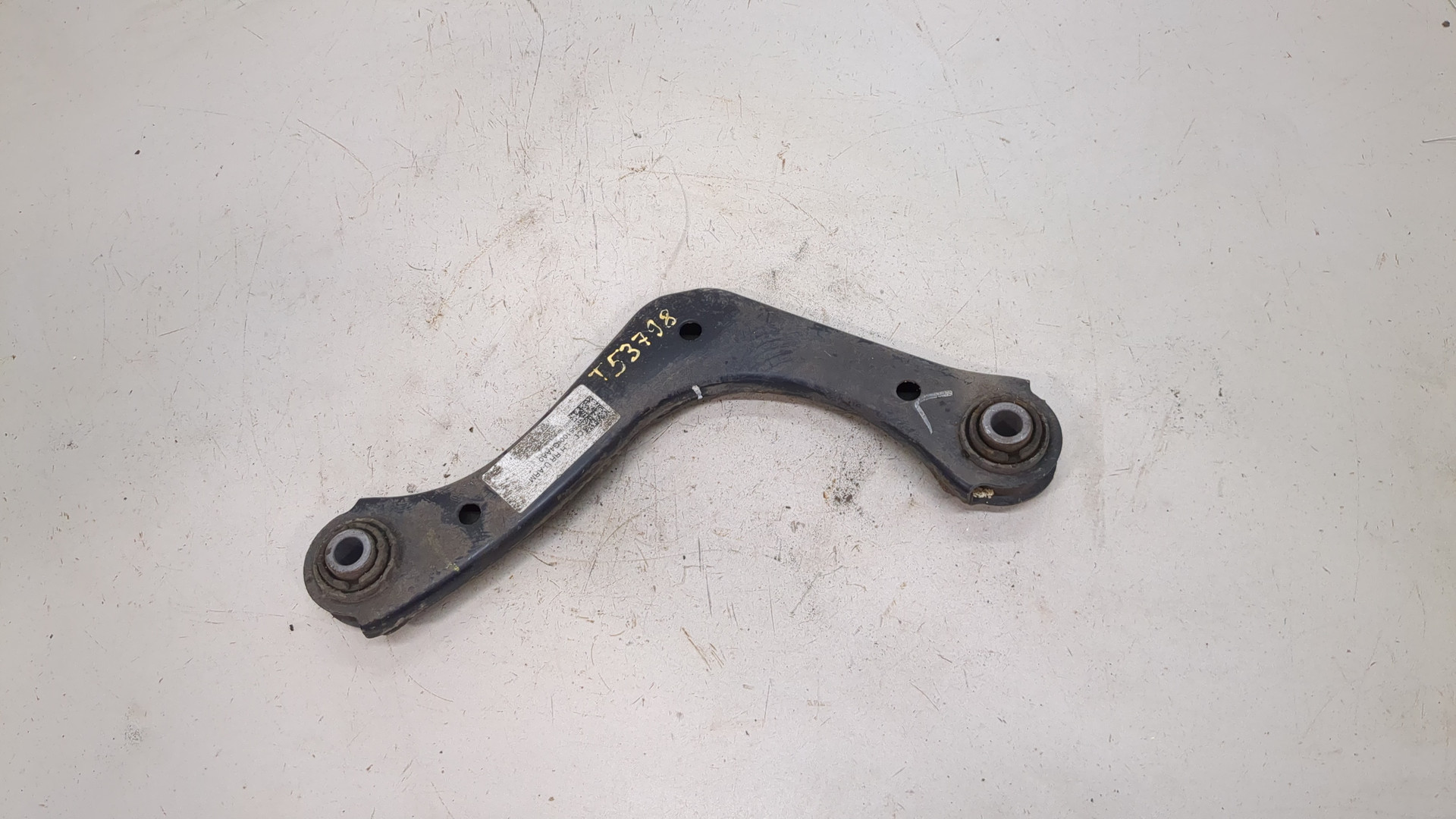 Рычаг задний левый