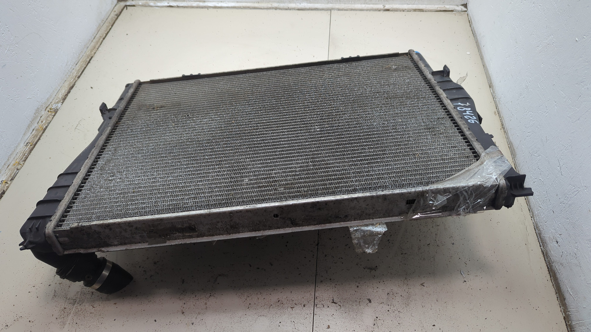 Радиатор охлаждения двигателя основной