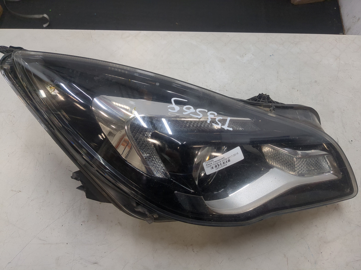 Фара правая