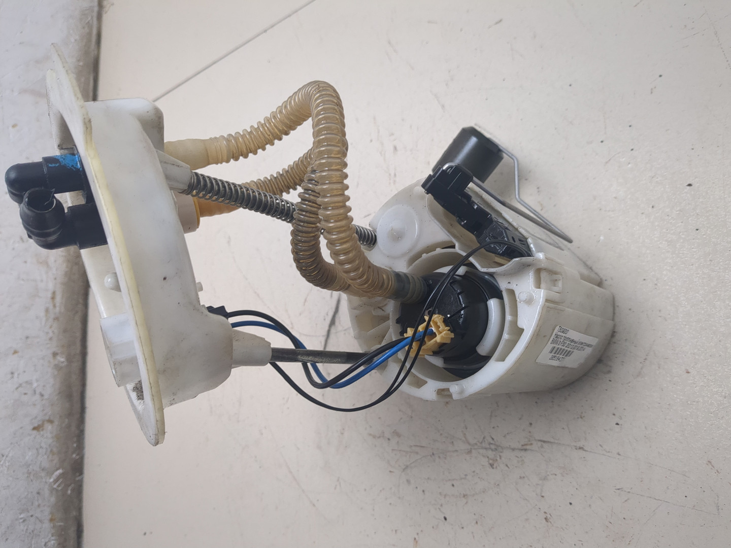 Насос топливный электрический