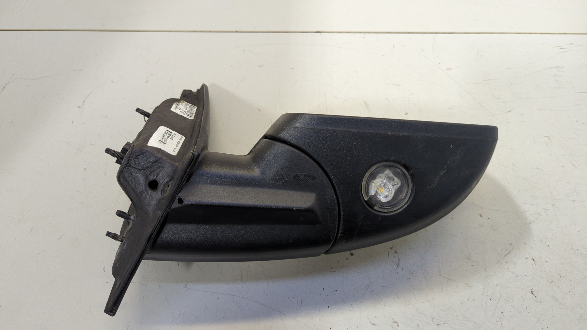 Зеркало правое электрическое