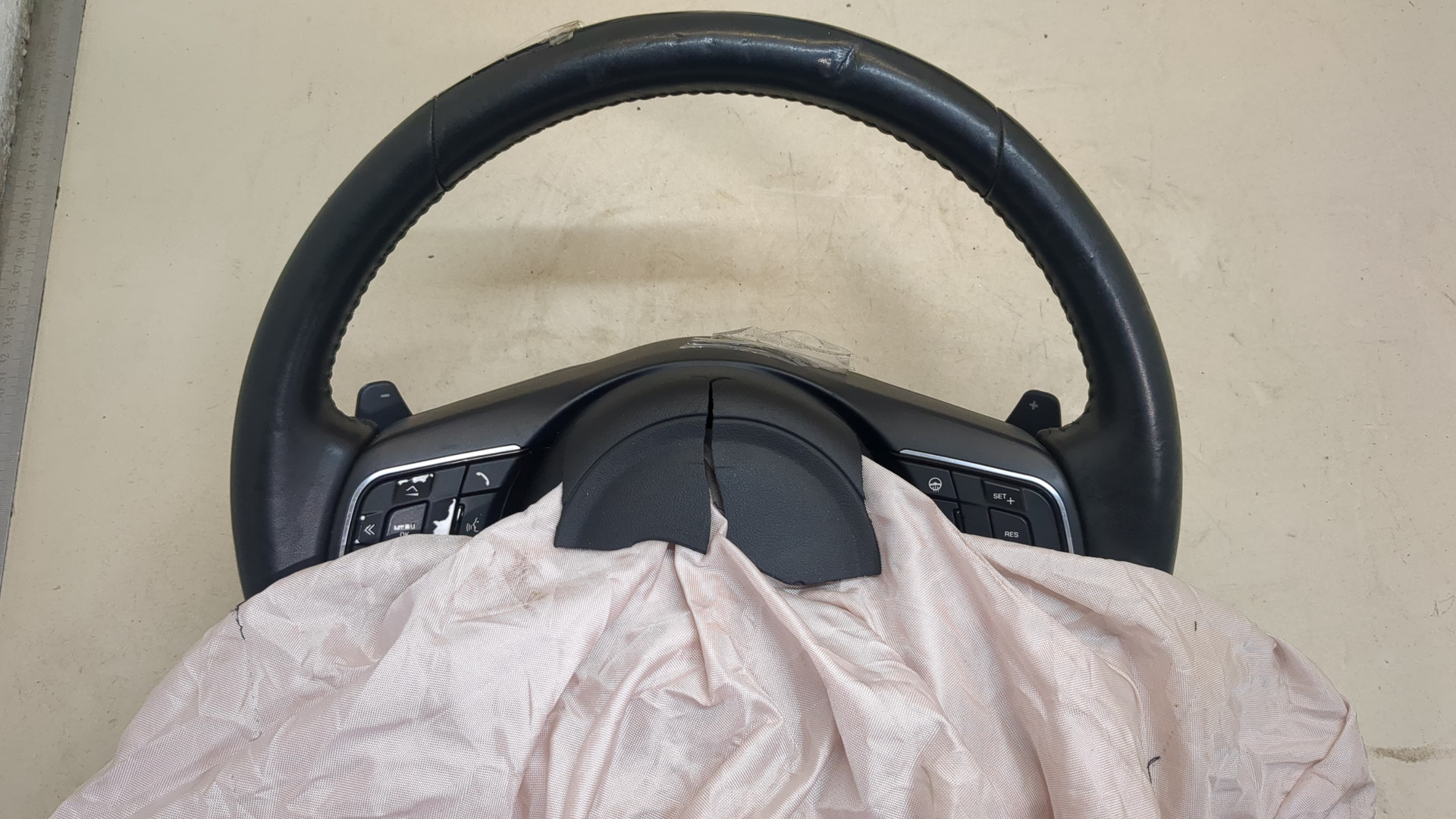 Рулевое колесо (руль)