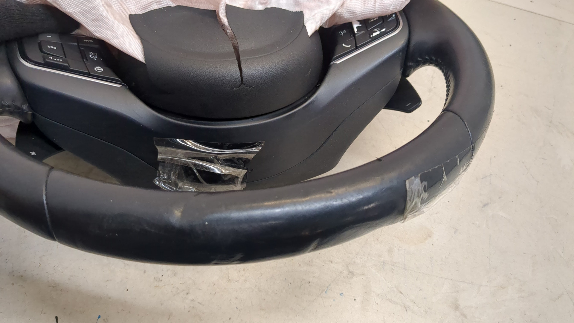 Рулевое колесо (руль)