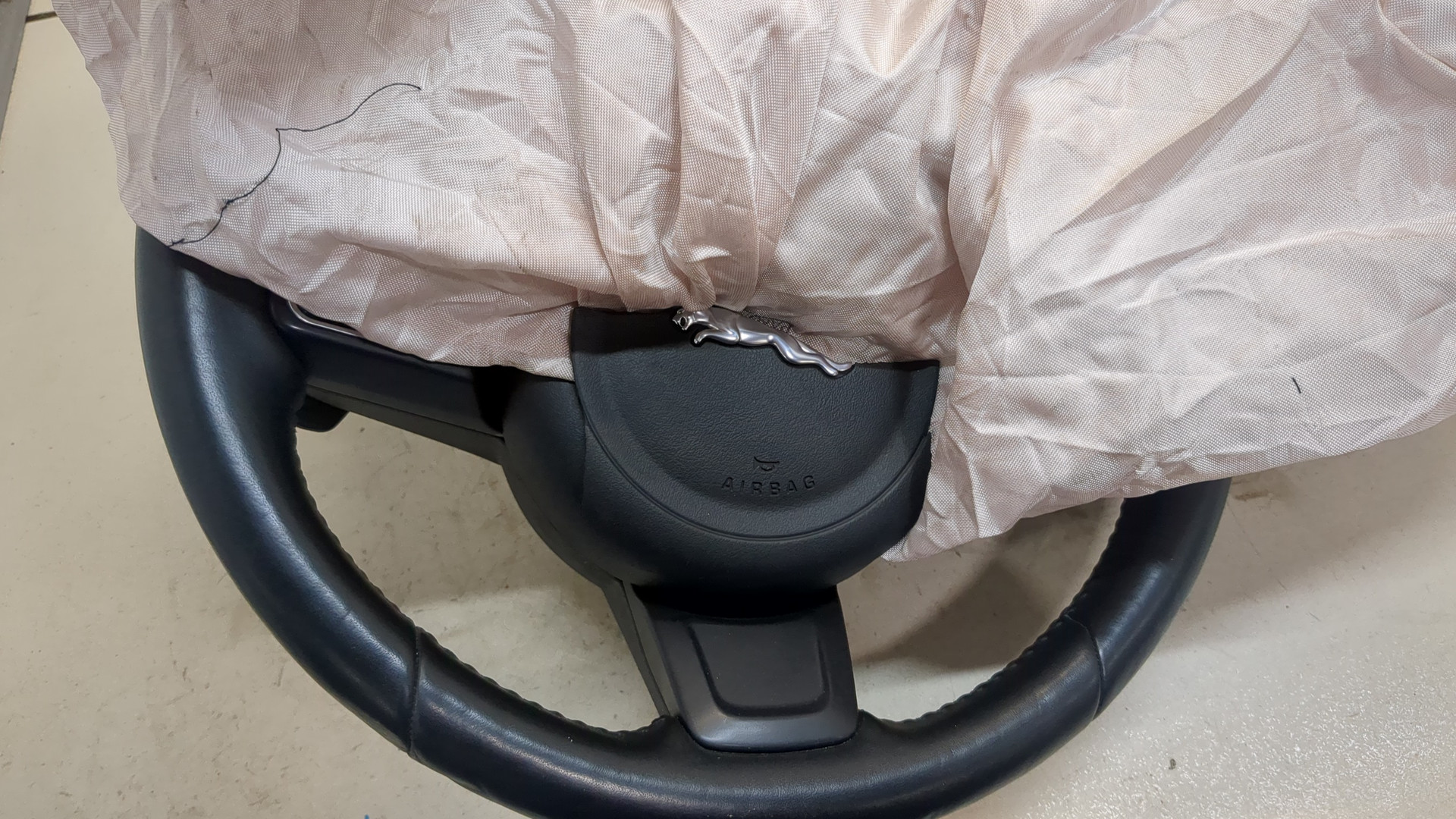 Рулевое колесо (руль)