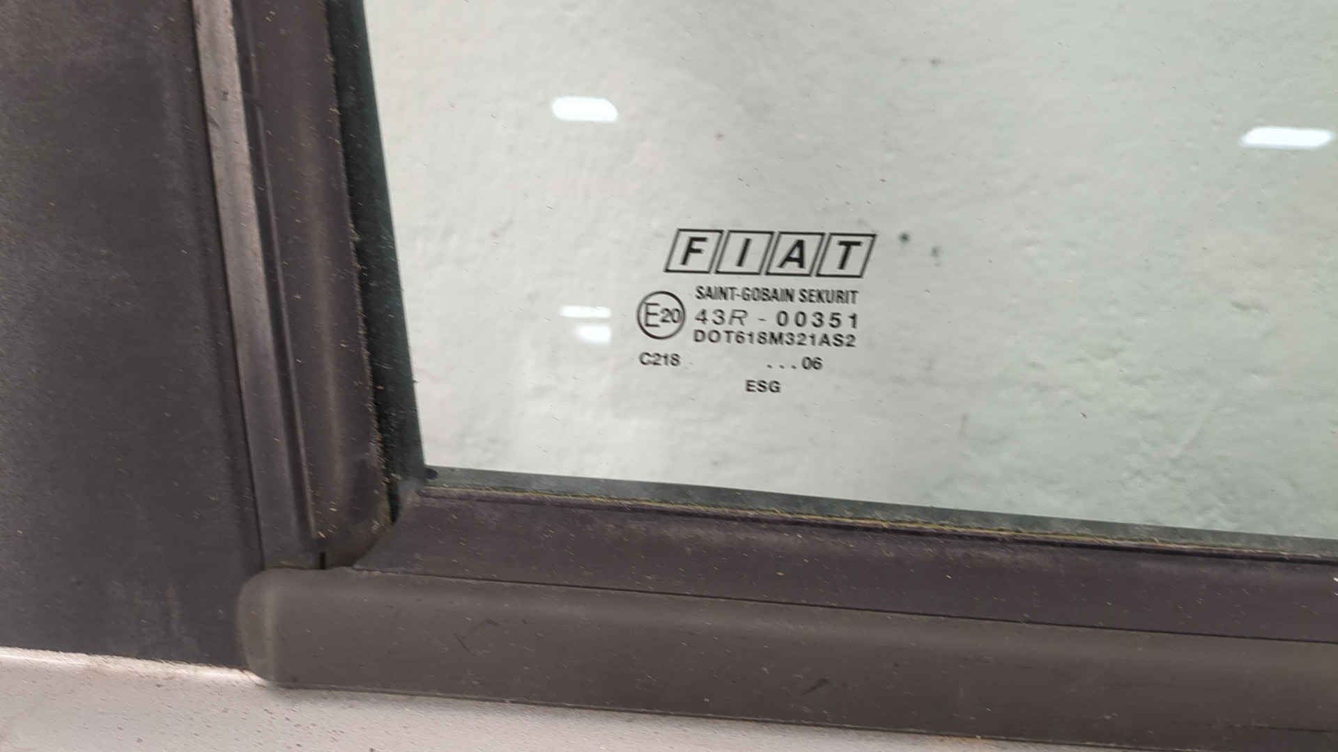 Дверь передняя правая