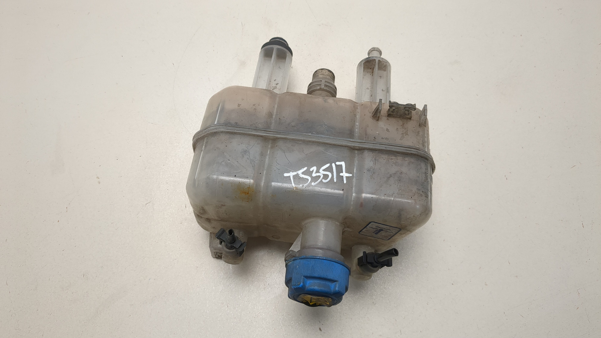 Бачок расширительный