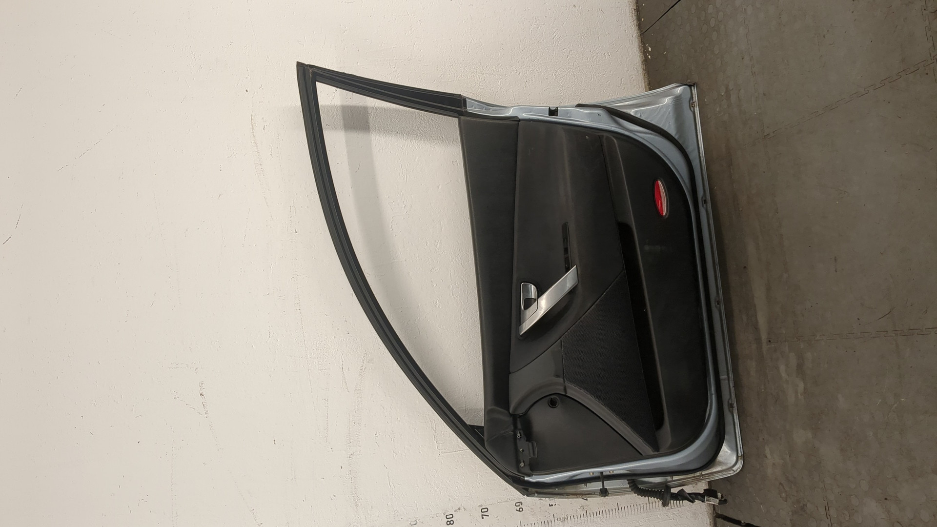 Дверь передняя правая