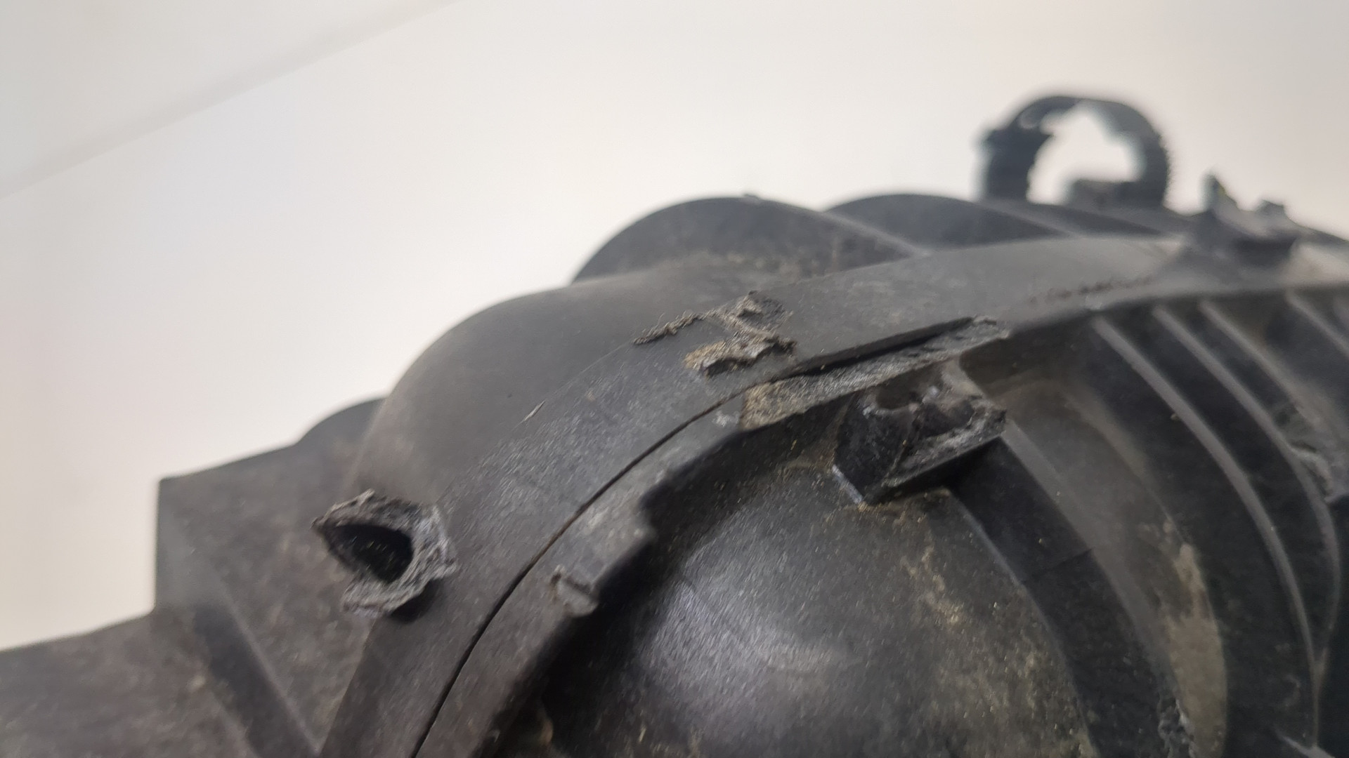 Коллектор впускной