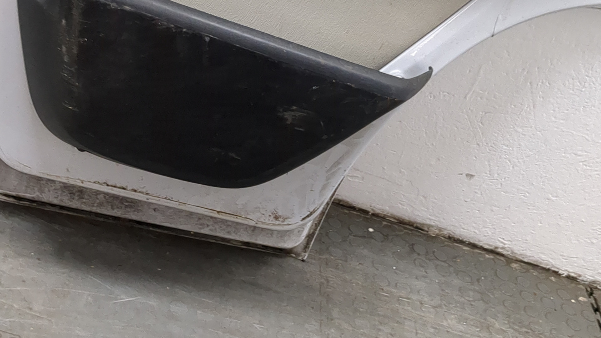 Дверь передняя левая